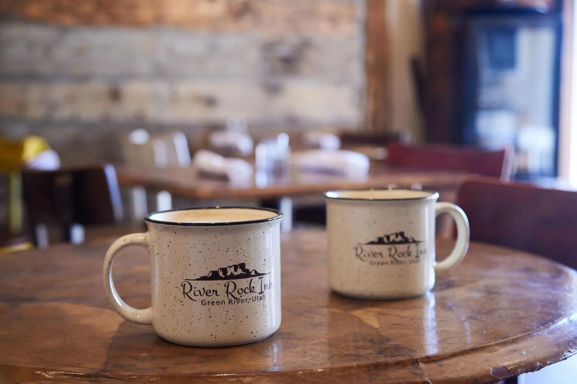 Coffee/tea facilities in River Rock Inn B&B
