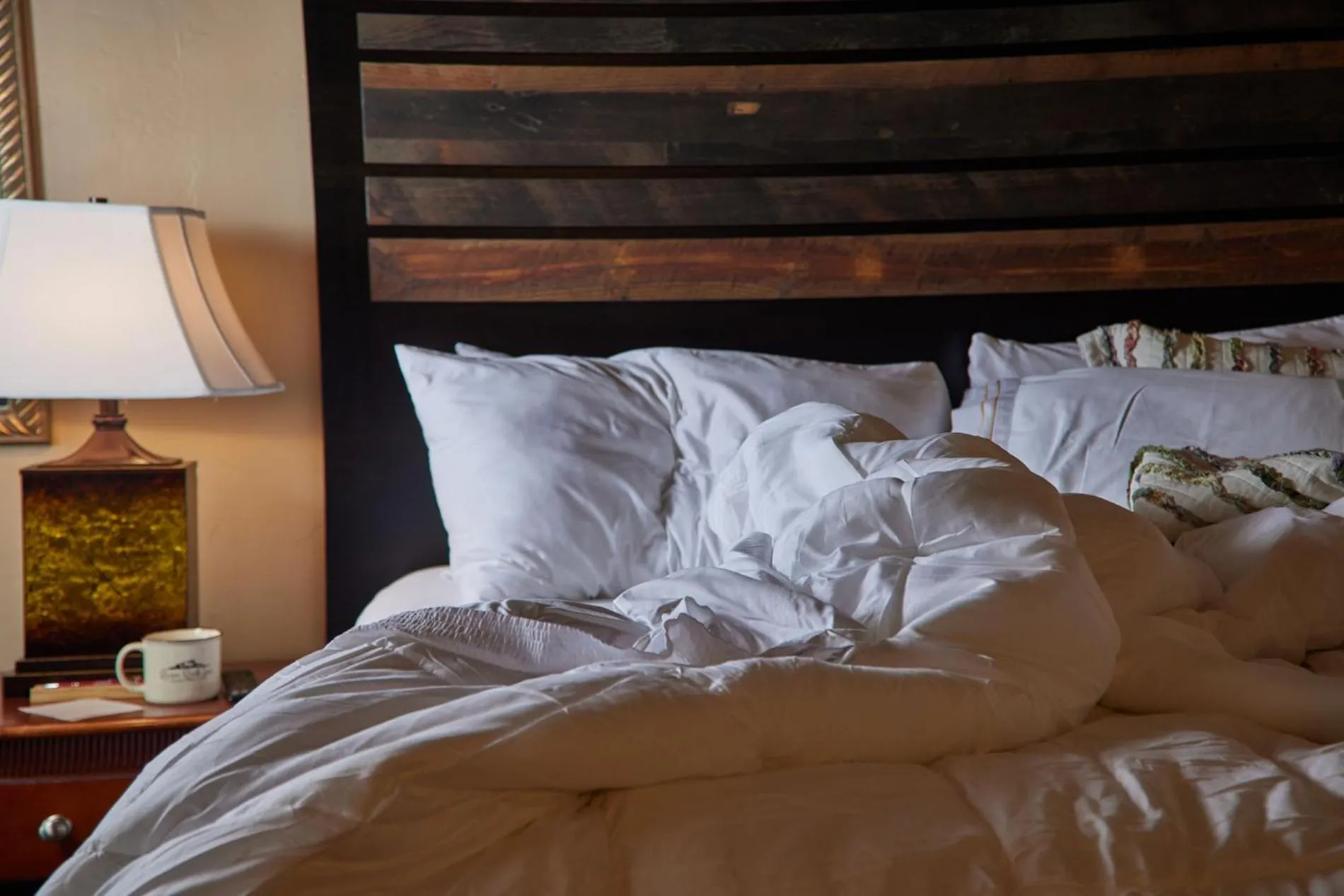 Bedroom, Bed in River Rock Inn B&B
