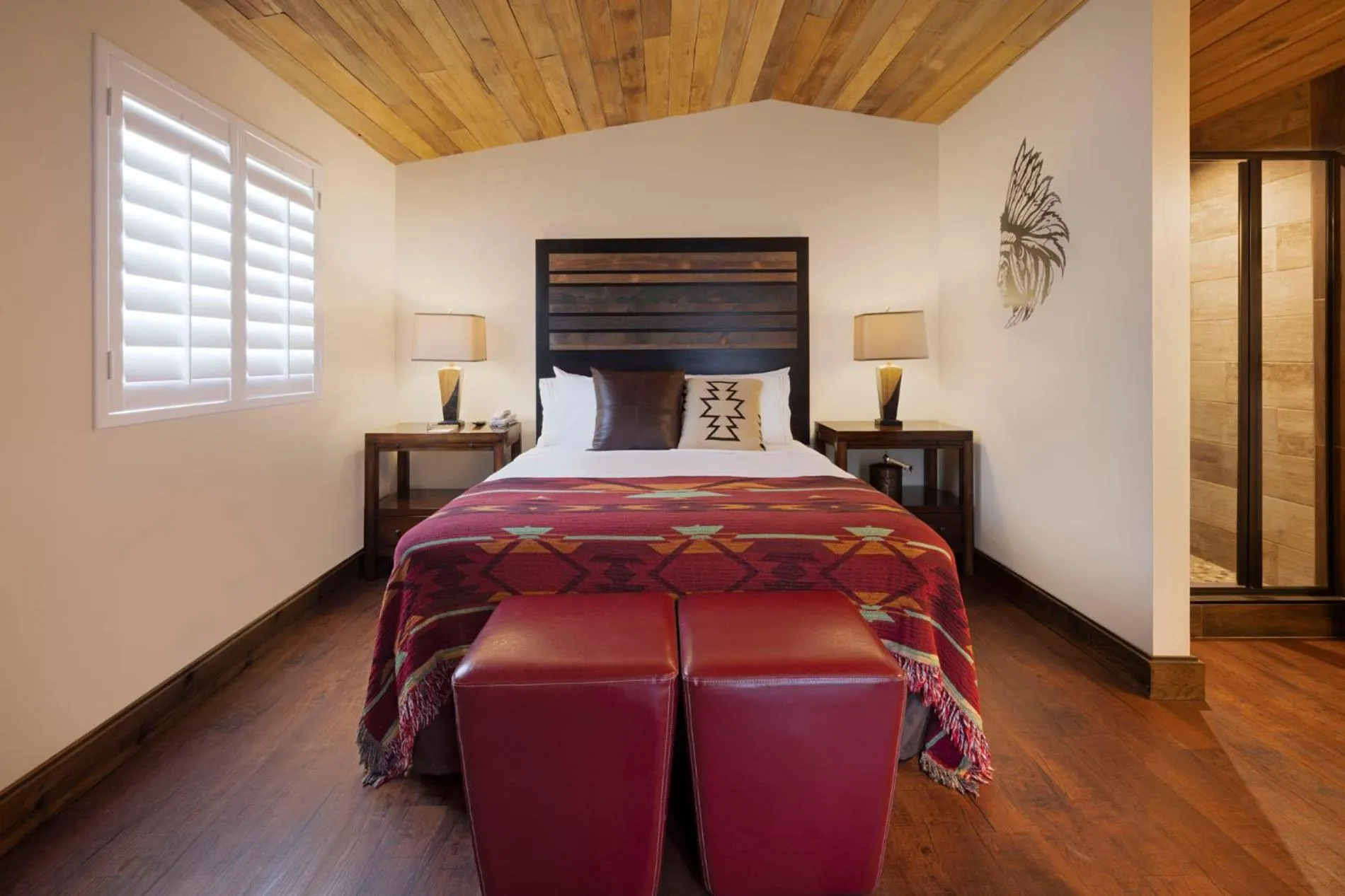 Photo of the whole room, Bed in River Rock Inn B&B