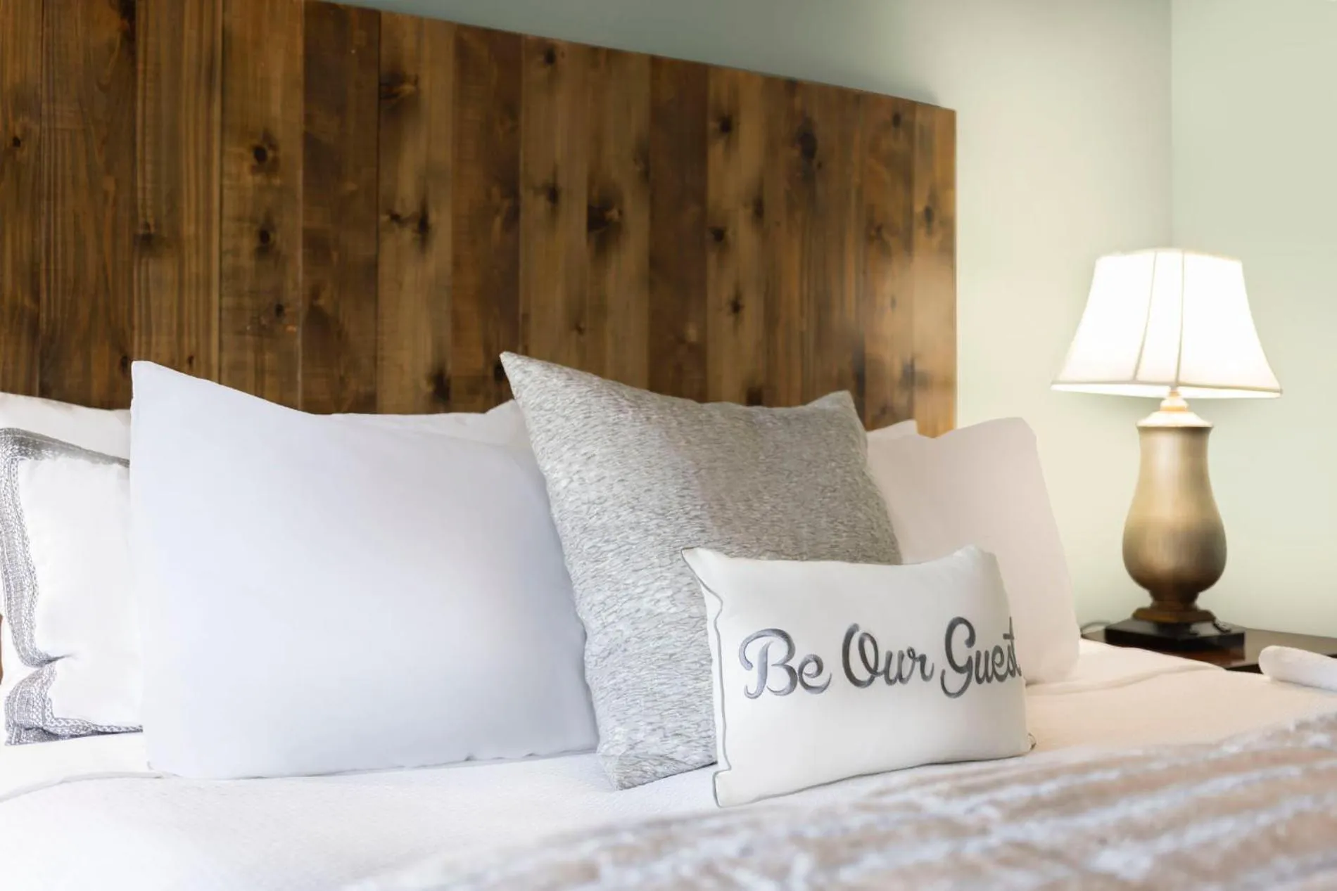 Bed in River Rock Inn B&B