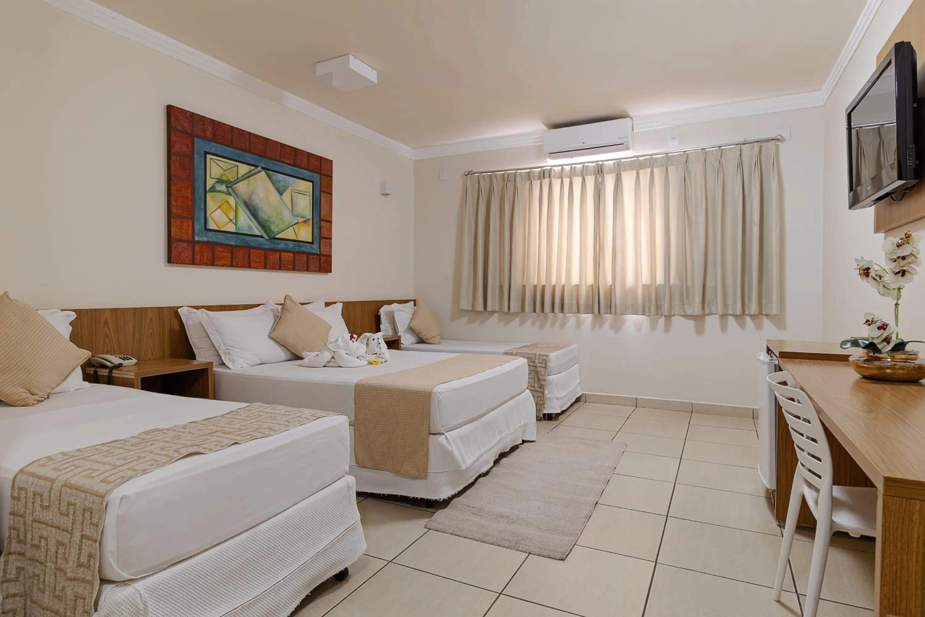 Bed in Havana Express