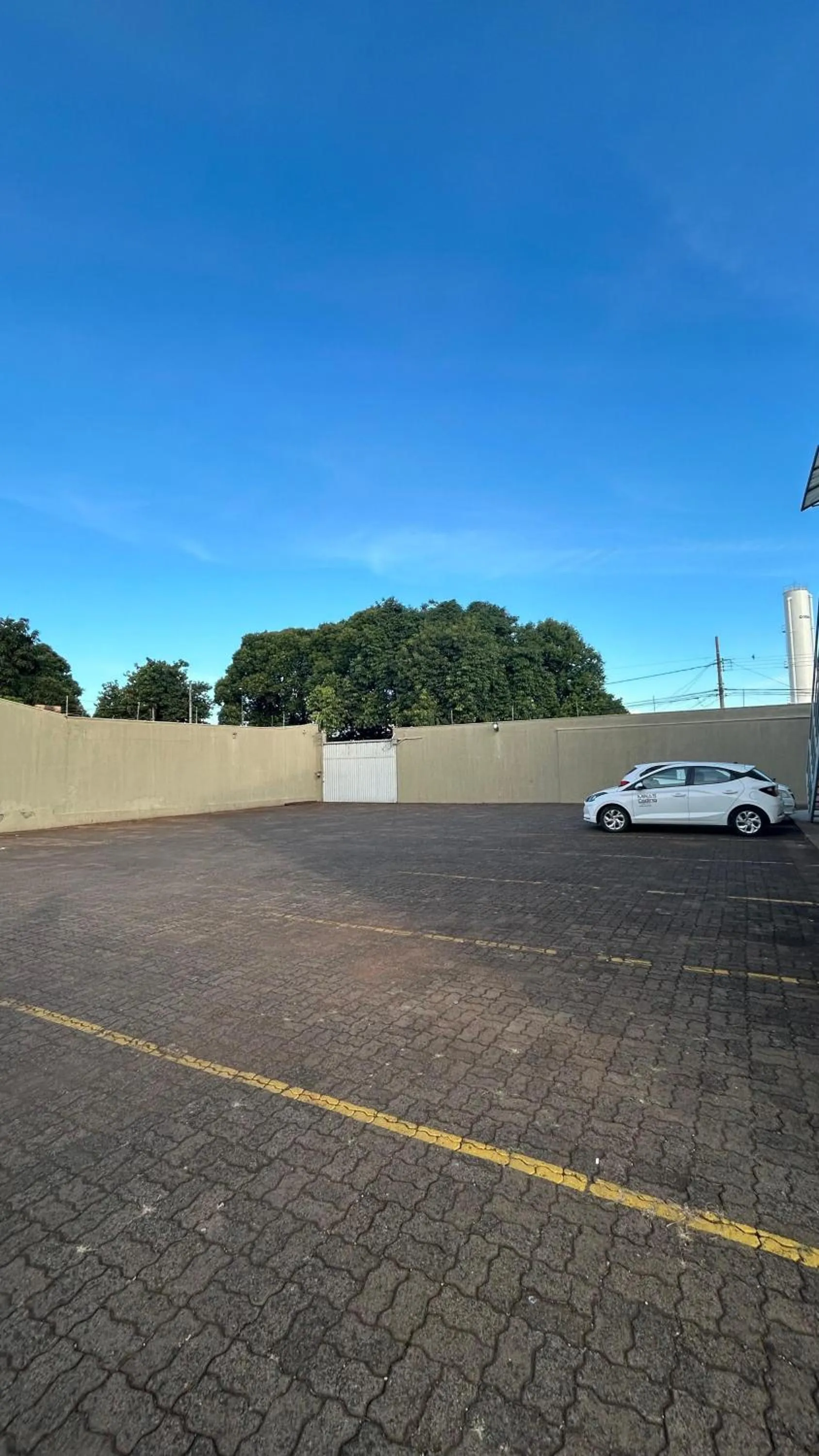 Parking in Havana Express