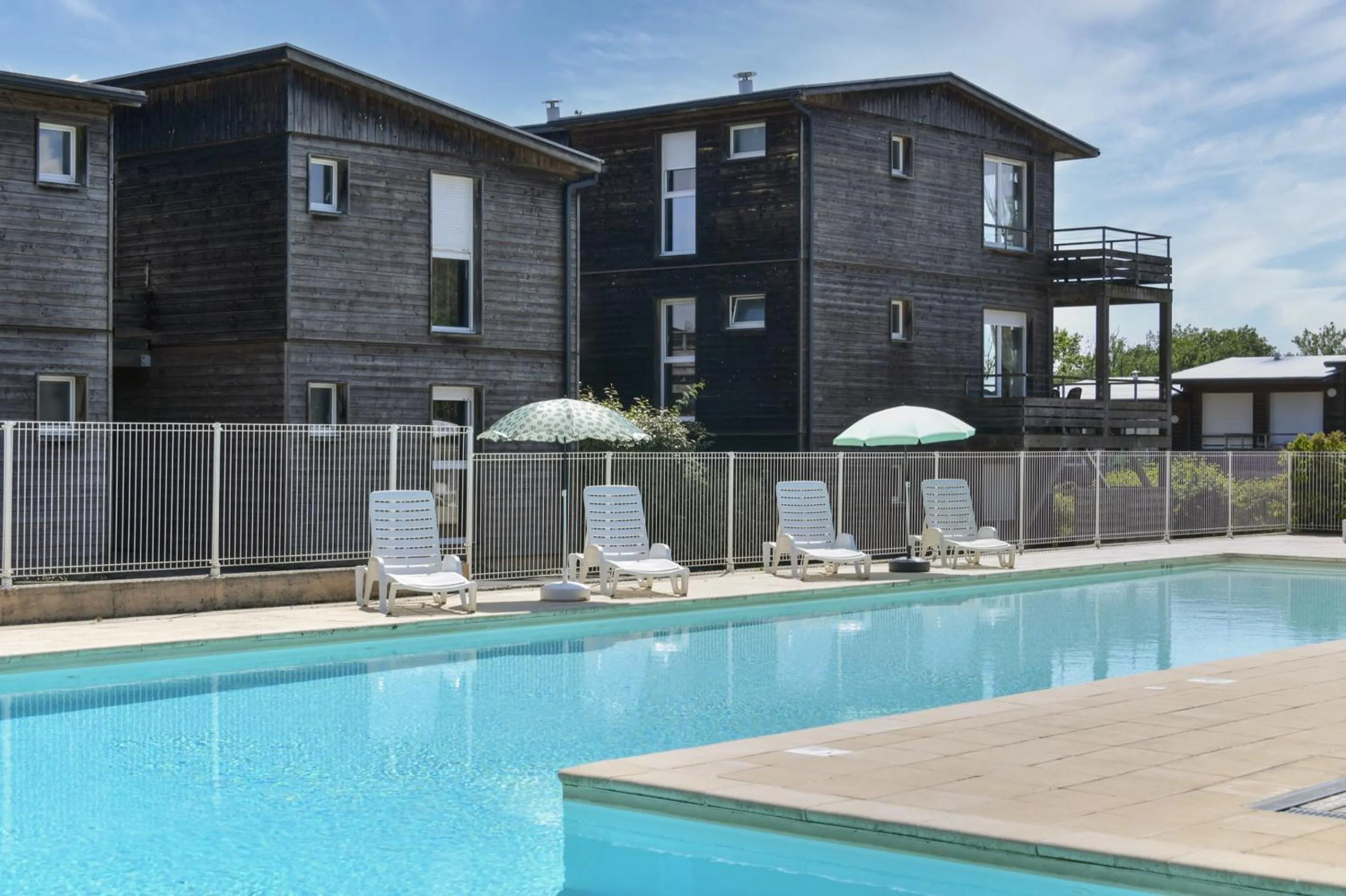 Swimming pool in Vacancéole - Domaine de Saint Orens