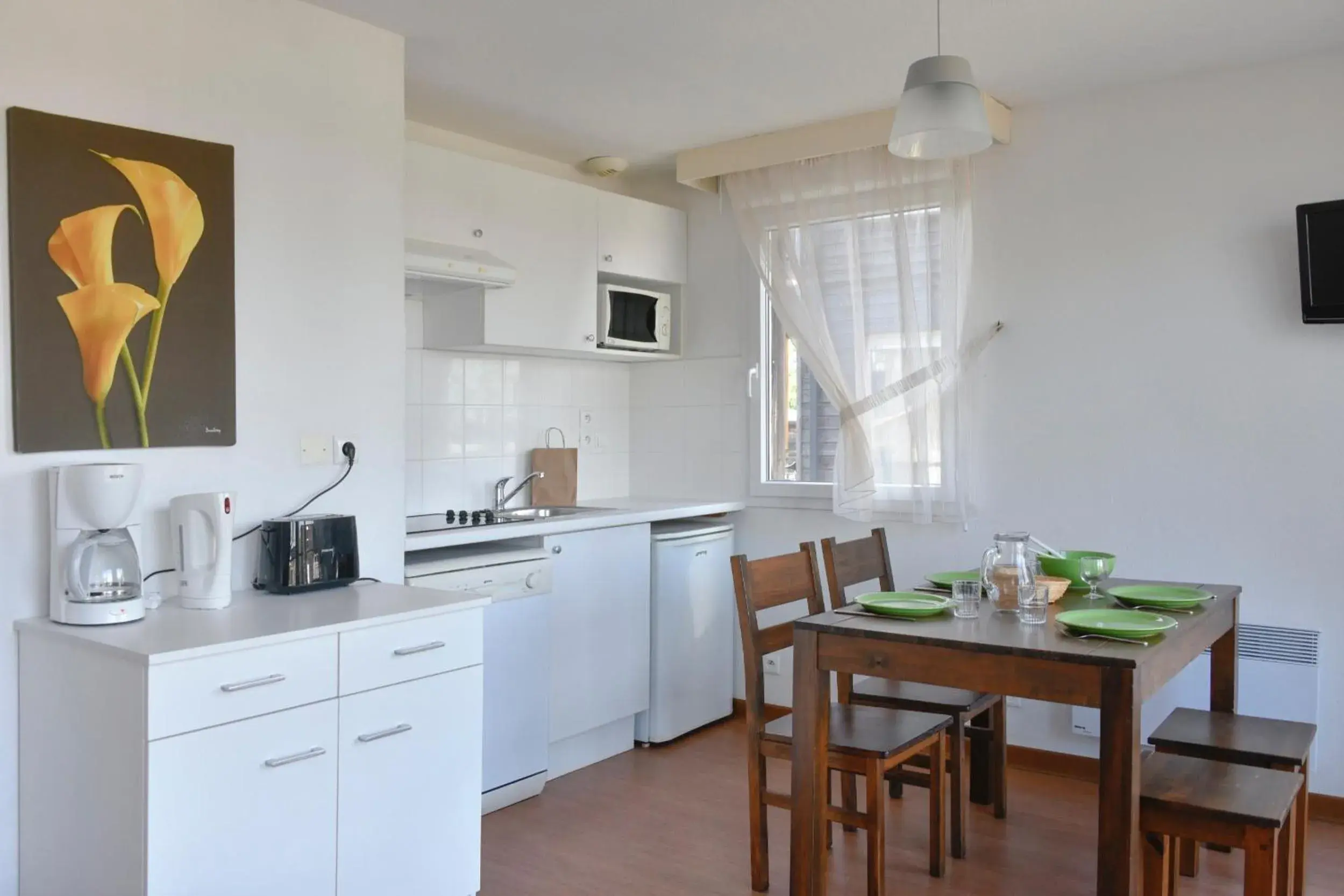 Two-Bedroom Apartment in Vacancéole - Domaine de Saint Orens Two-Bedroom Apartment in Vacancéole - Domaine de Saint Orens