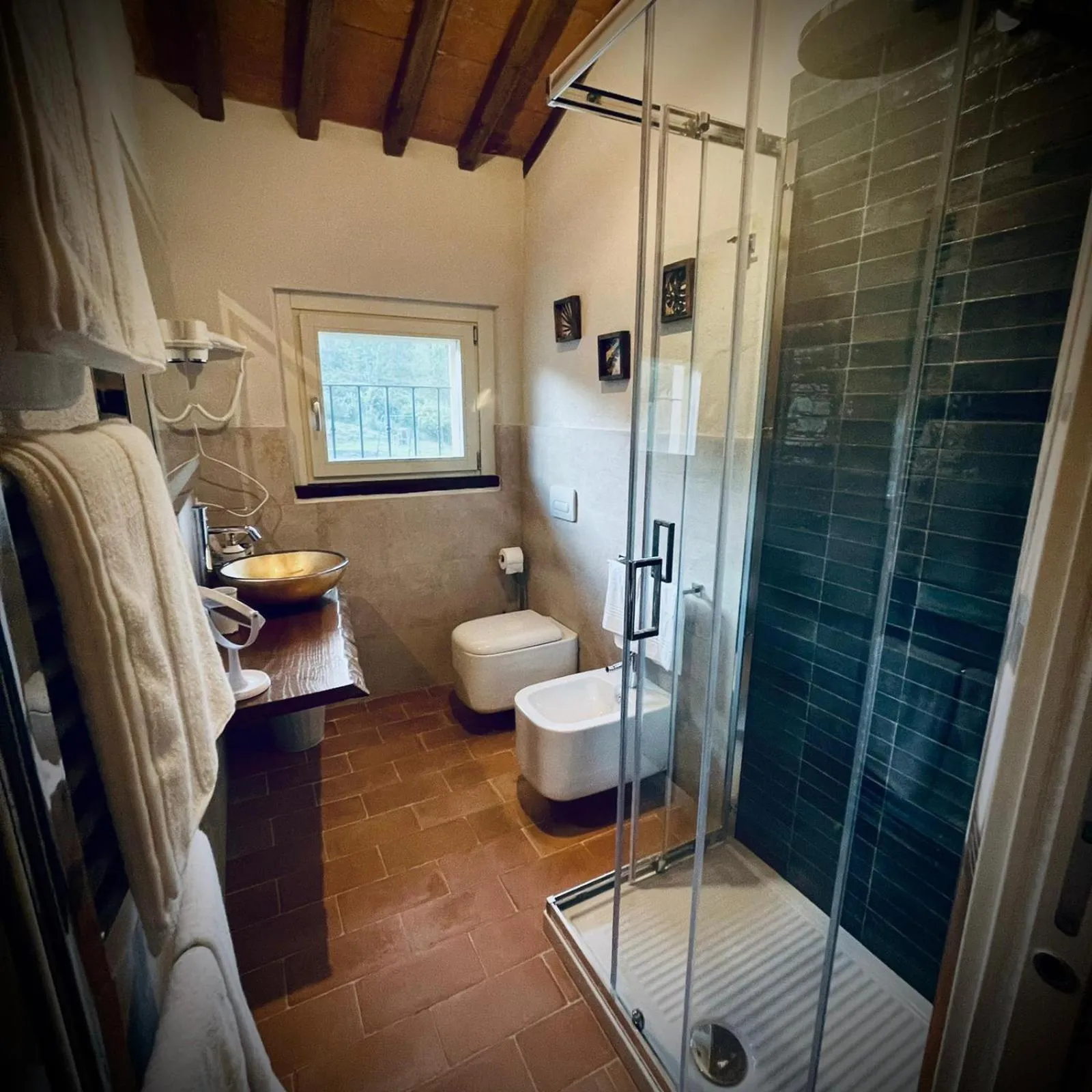 Bathroom in La valle B&B