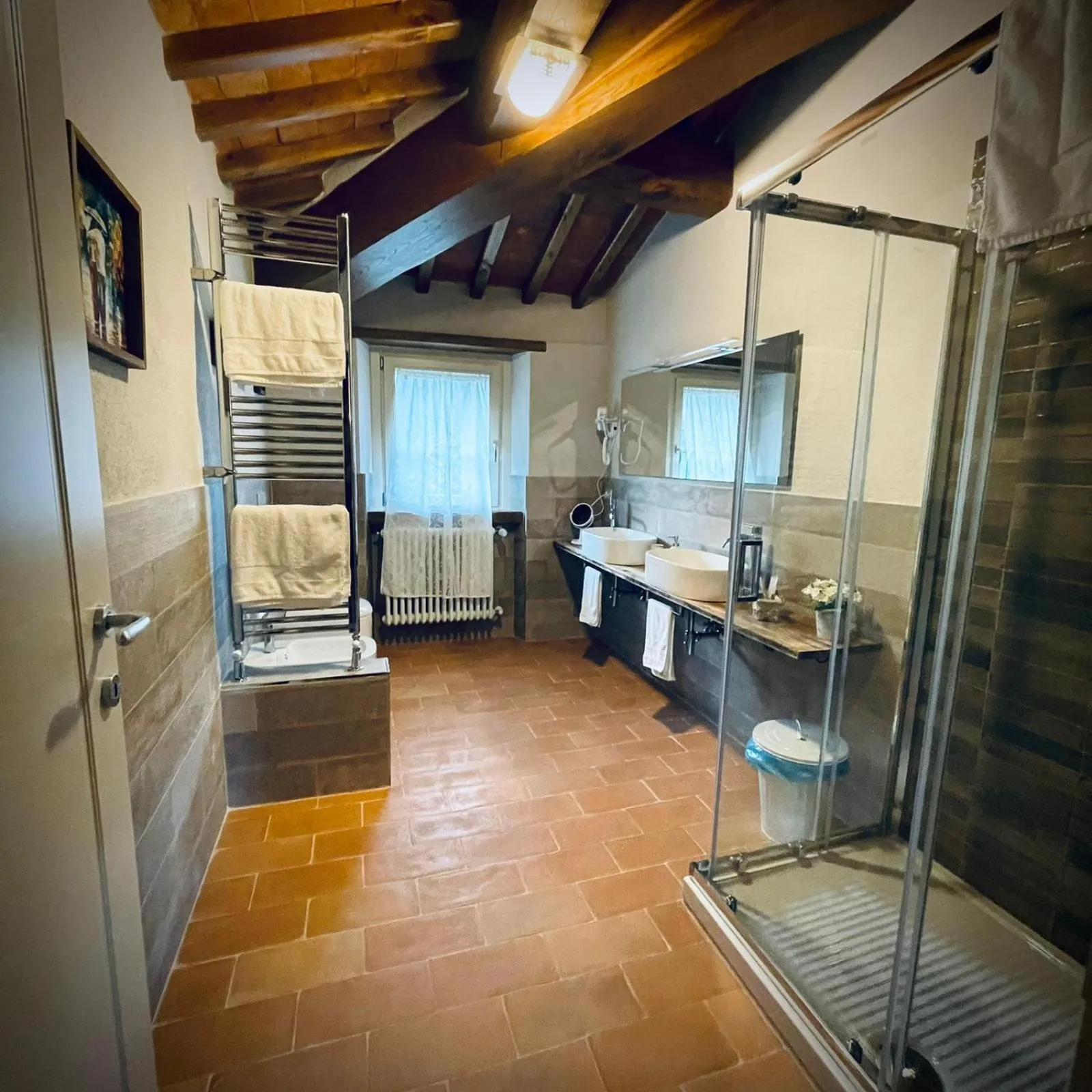 Bathroom in La valle B&B