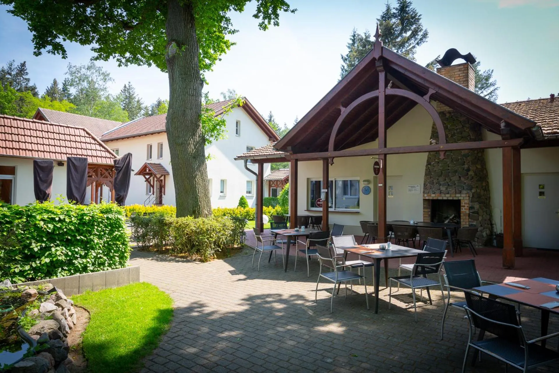 Restaurant/places to eat in Hotel & Restaurant Waldschlösschen