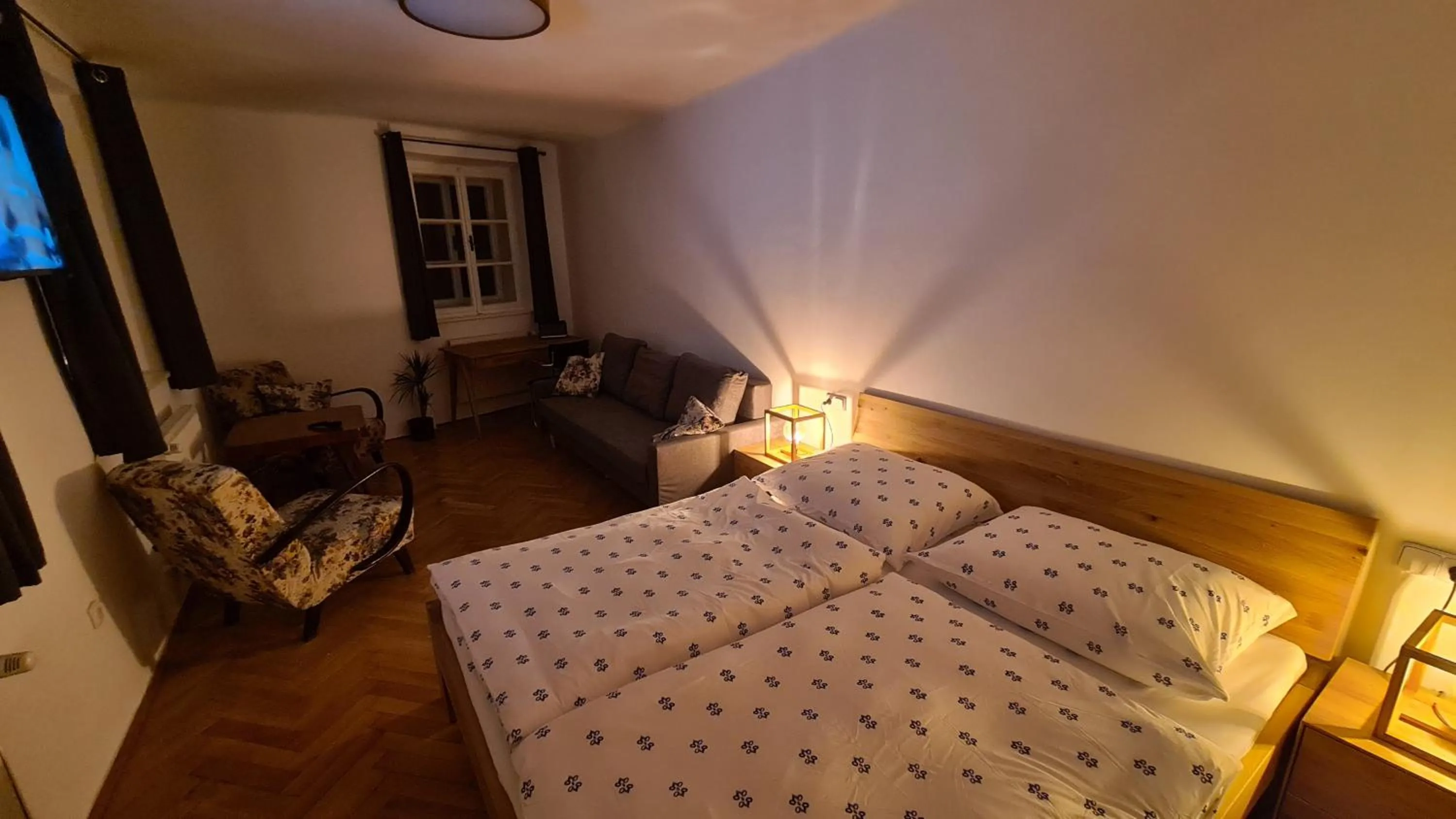 Photo of the whole room, Bed in Konšelský šenk Domažlice