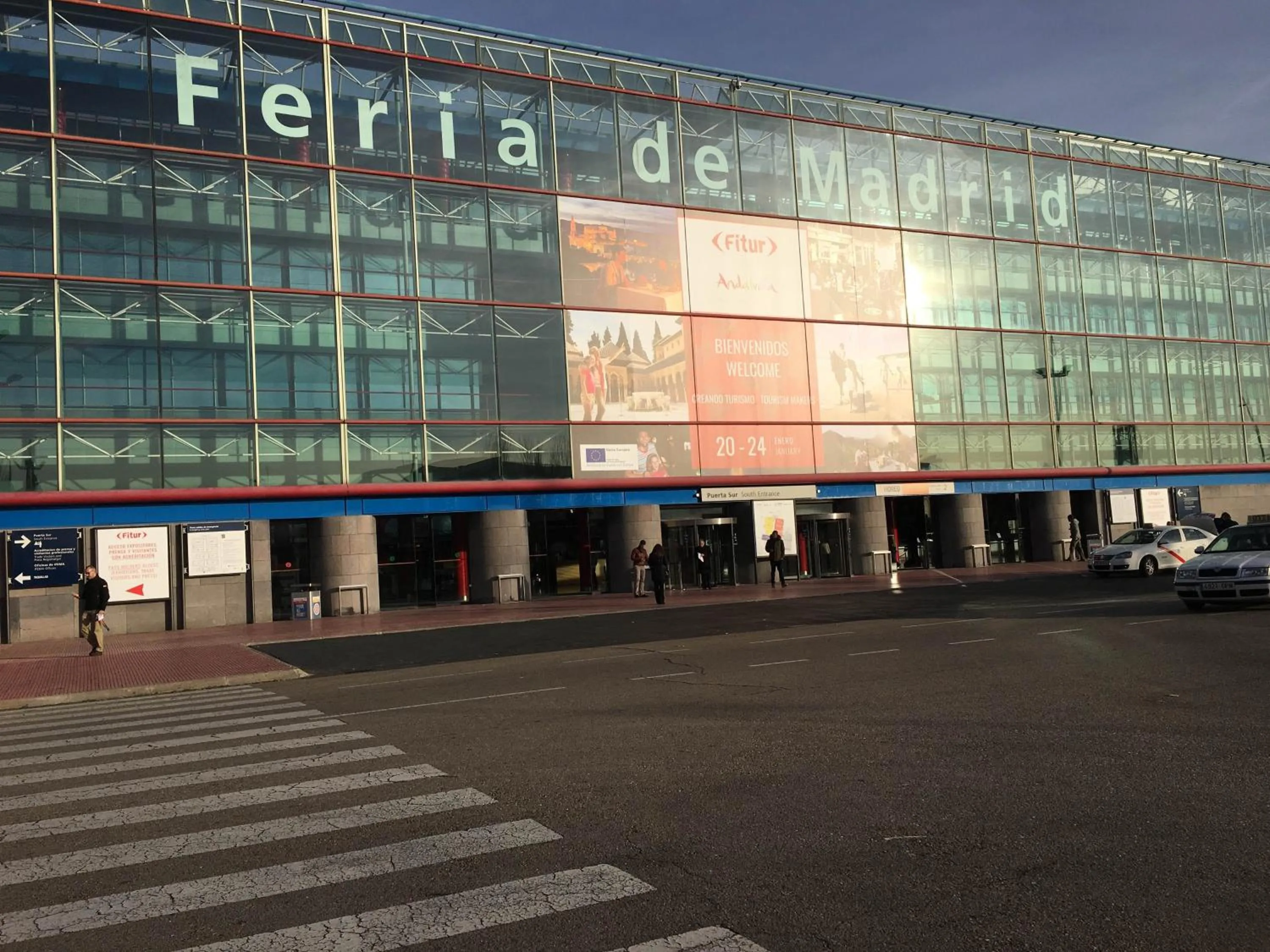 Nearby landmark in Ever House - IFEMA Canillas