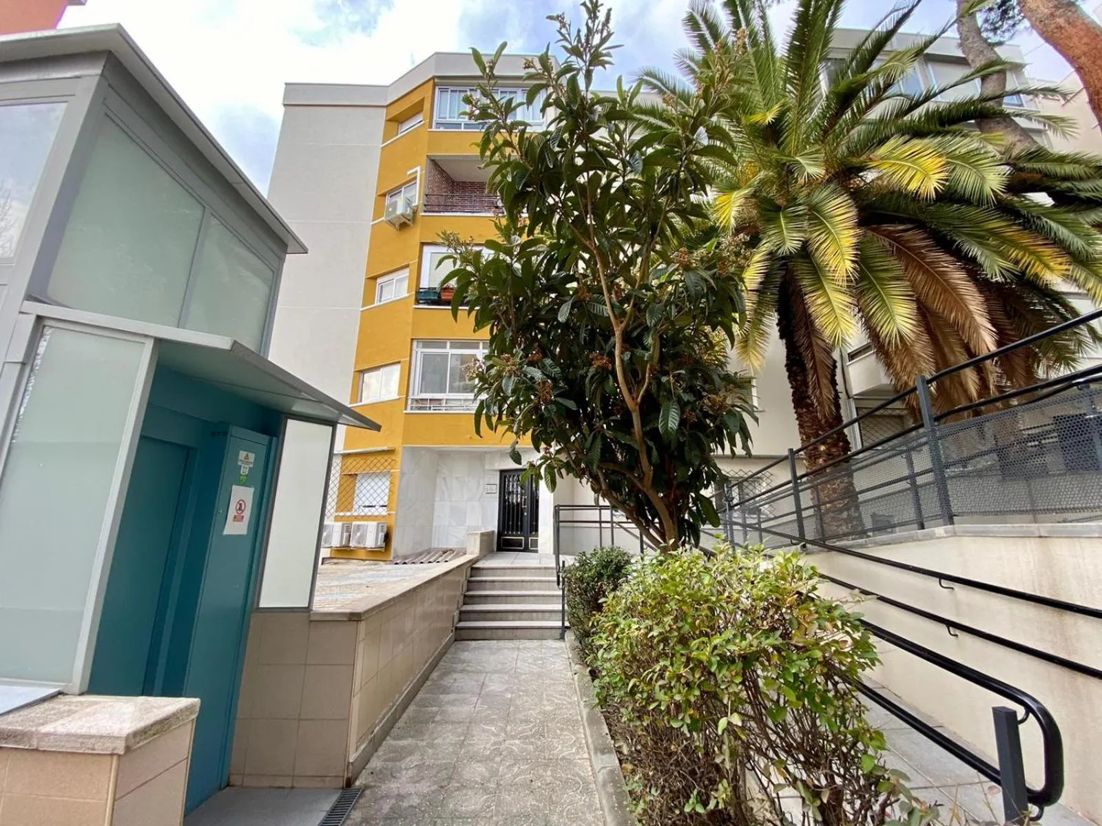 Property building in Ever House - IFEMA Canillas