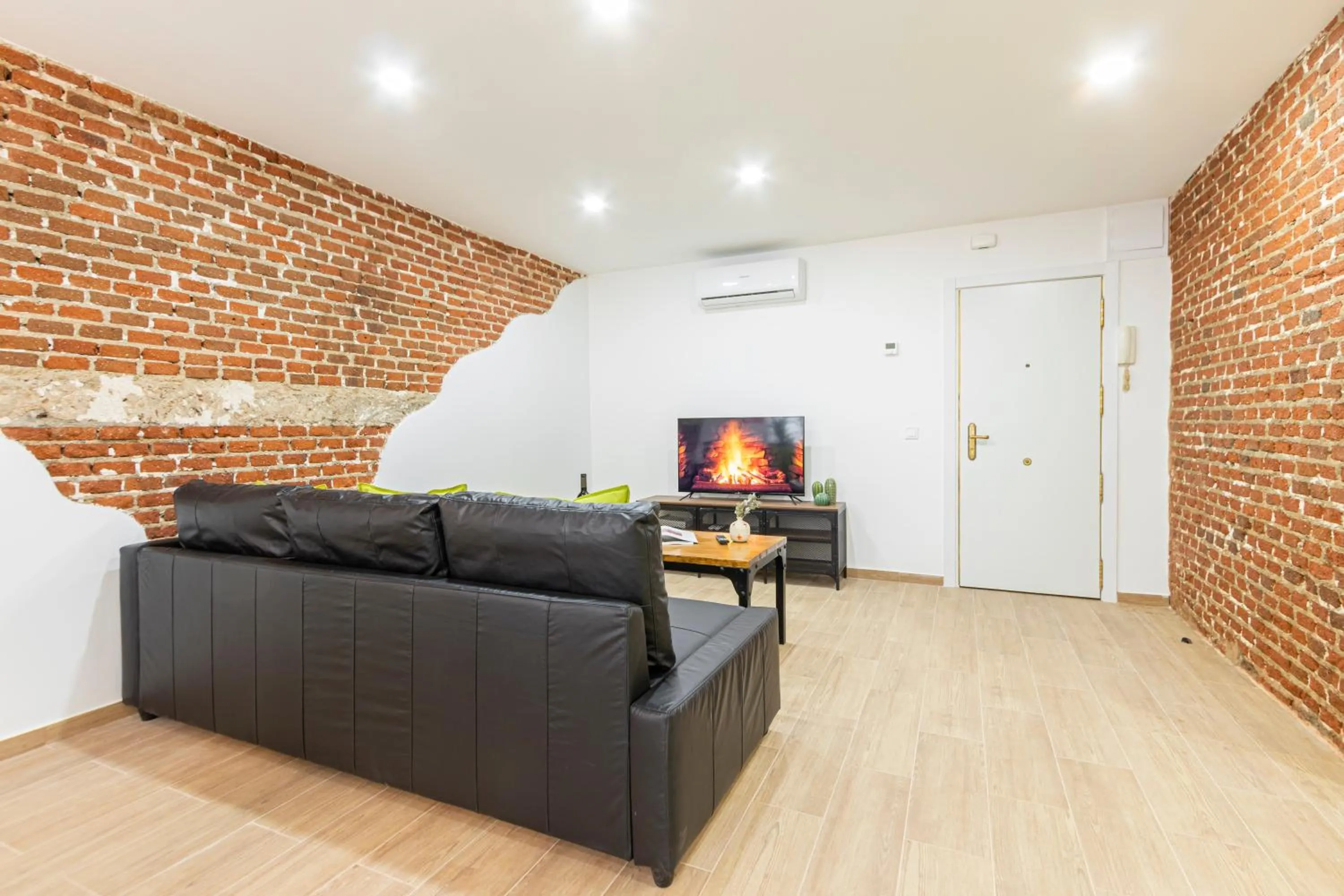 Living room in Ever House - IFEMA Canillas