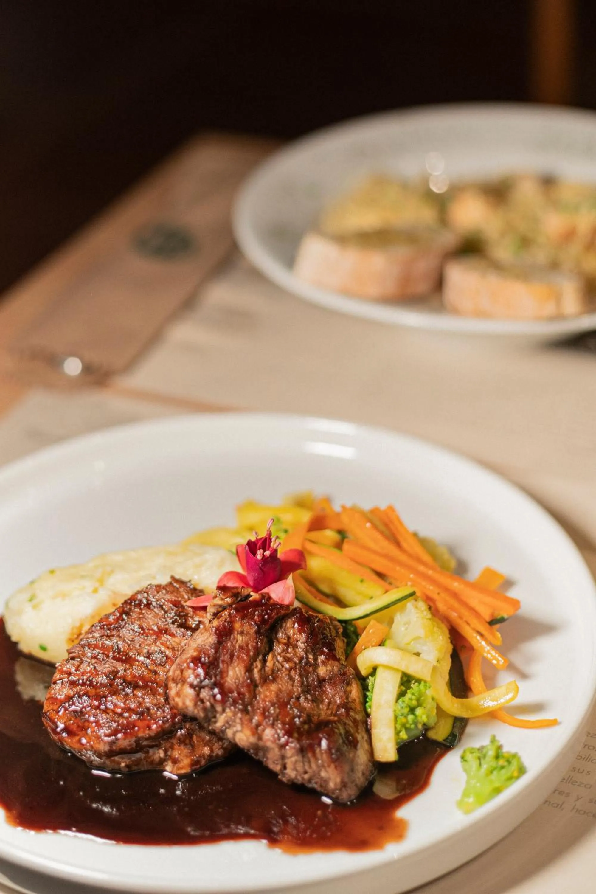 Food and drinks in Casa Bixa Hotel Boutique -Santa Fe de Antioquia- Mayores de 12 años