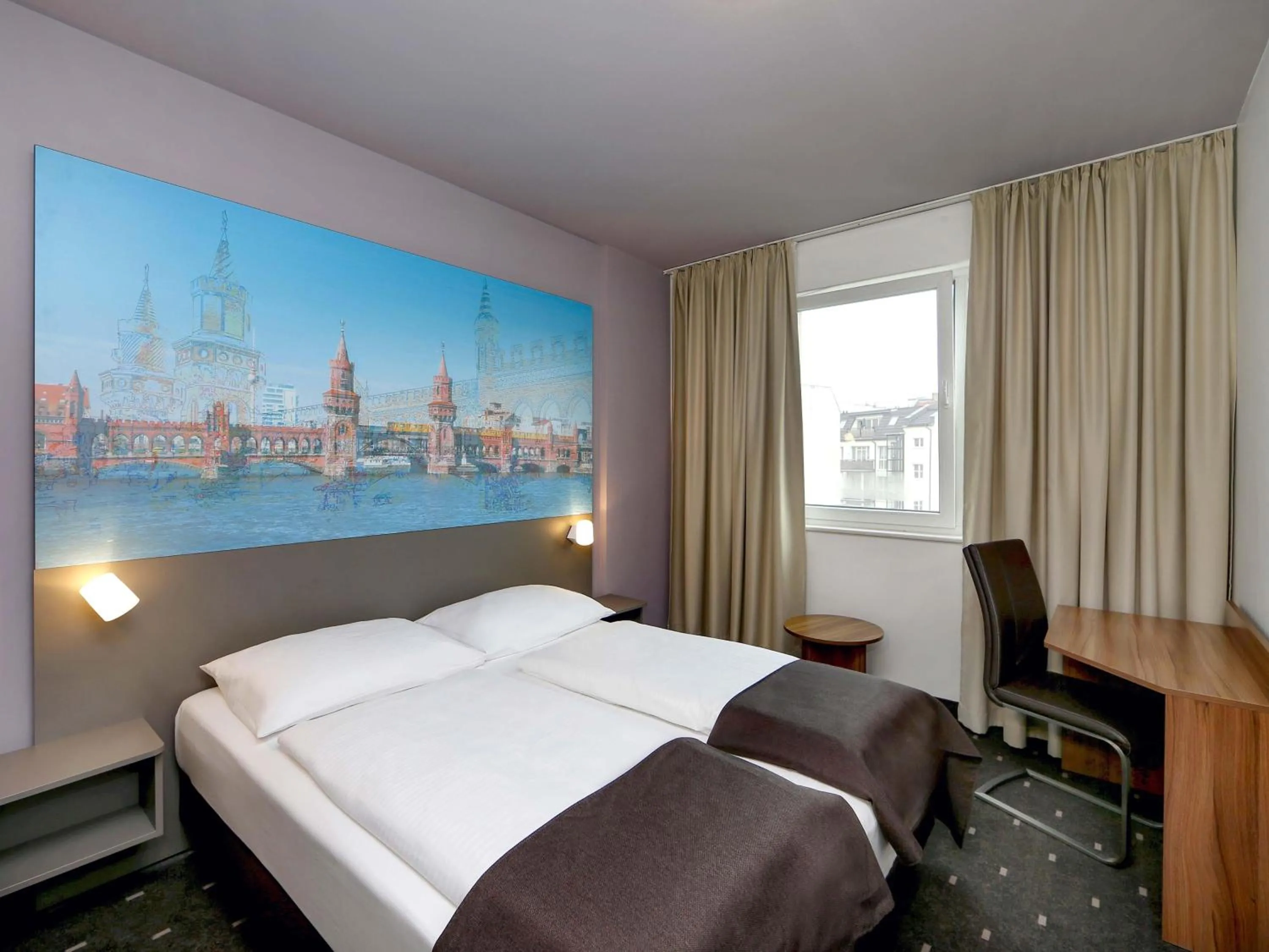 Photo of the whole room, Bed in B&B Hotel Berlin City-Ost