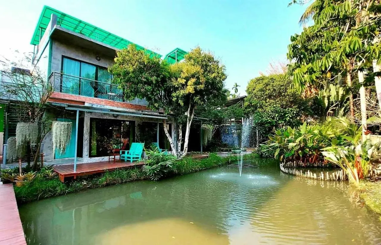 River CoCo @ Amphawa