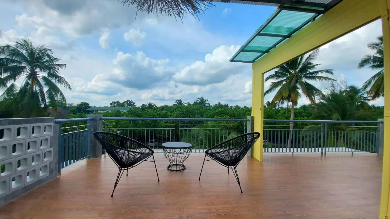 River CoCo @ Amphawa