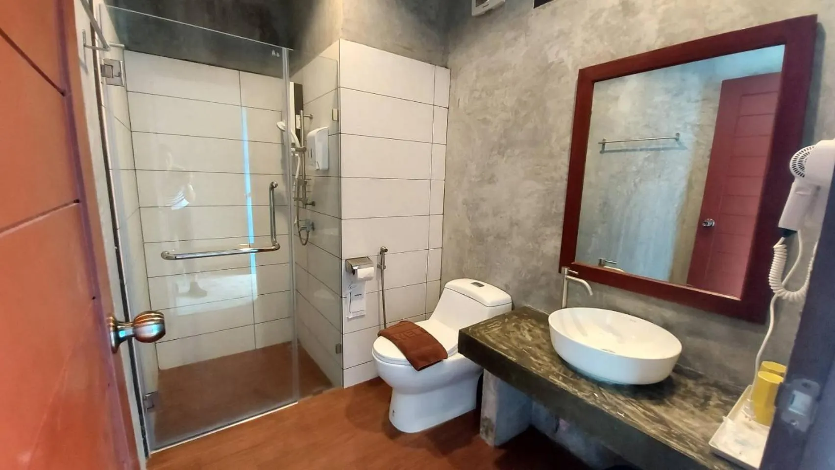 River CoCo @ Amphawa