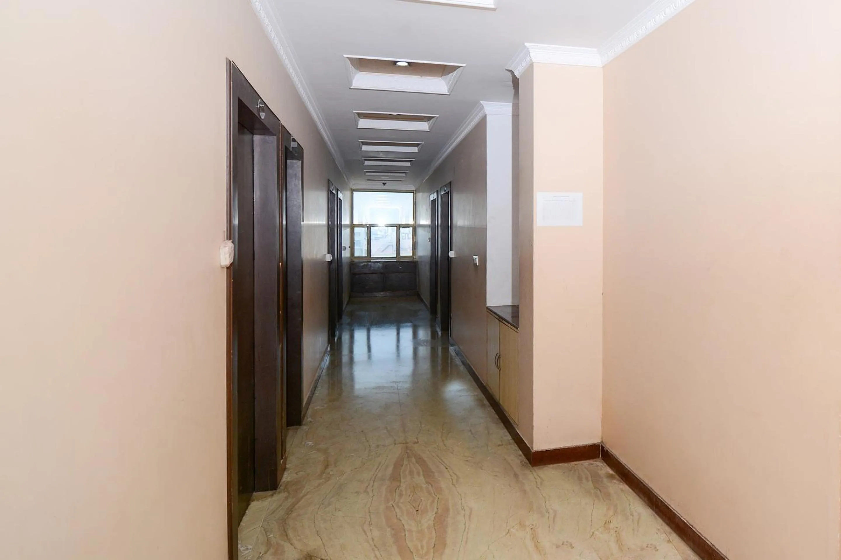 Hotel Samar Palace Near Sodala Vivek Vihar Metro Station