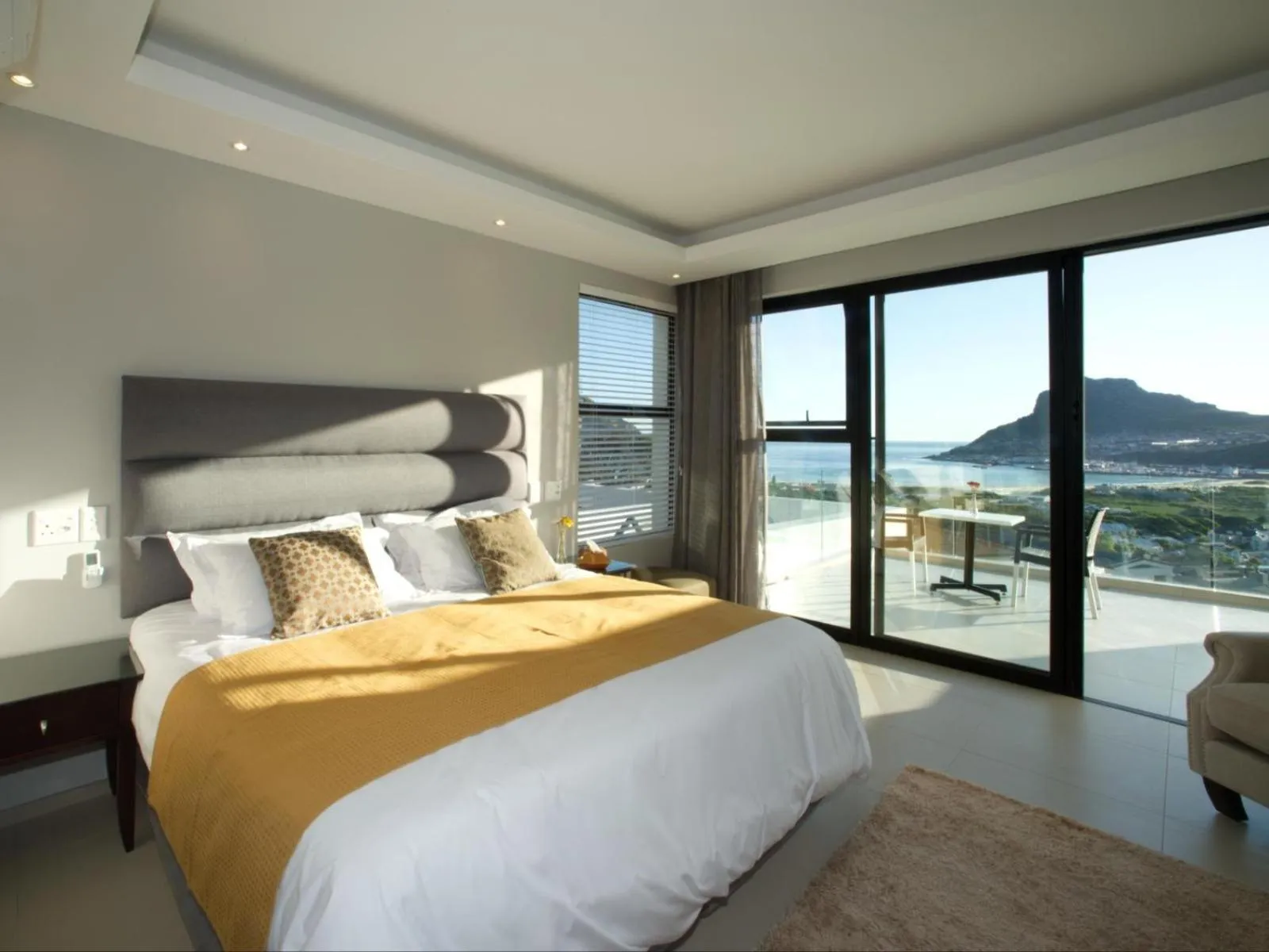 Bedroom, Bed in Hout Bay View Boutique Hotel