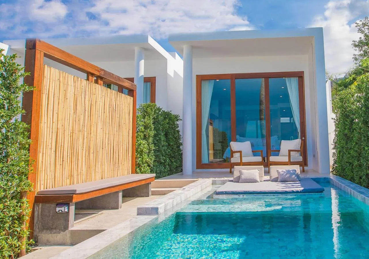 Balcony/Terrace in White Whale Beachfront Pool Villa
