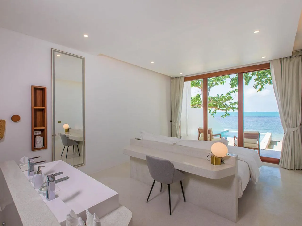 Property building in White Whale Beachfront Pool Villa