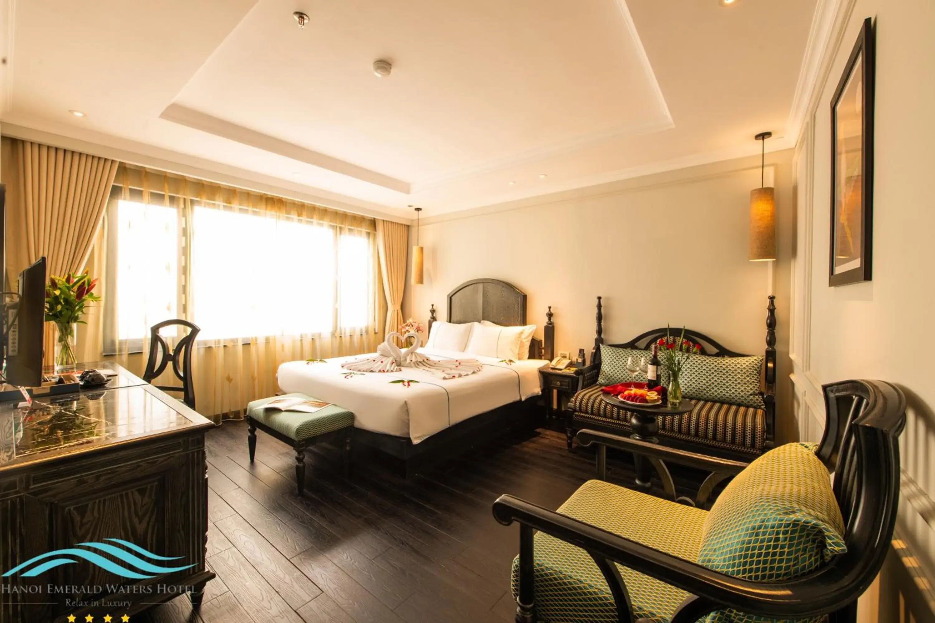 Executive Suite in Hanoi Emerald Waters Hotel Valley Executive Suite in Hanoi Emerald Waters Hotel Valley