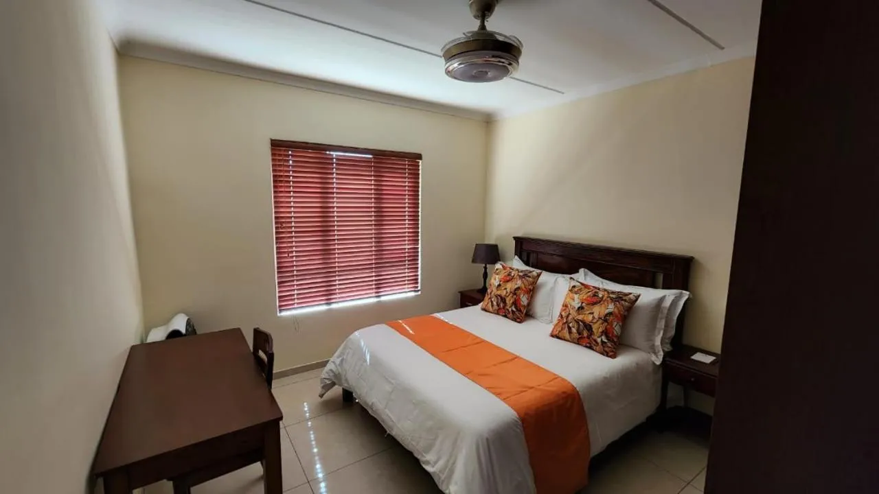 Bed in LilyPark Lodge