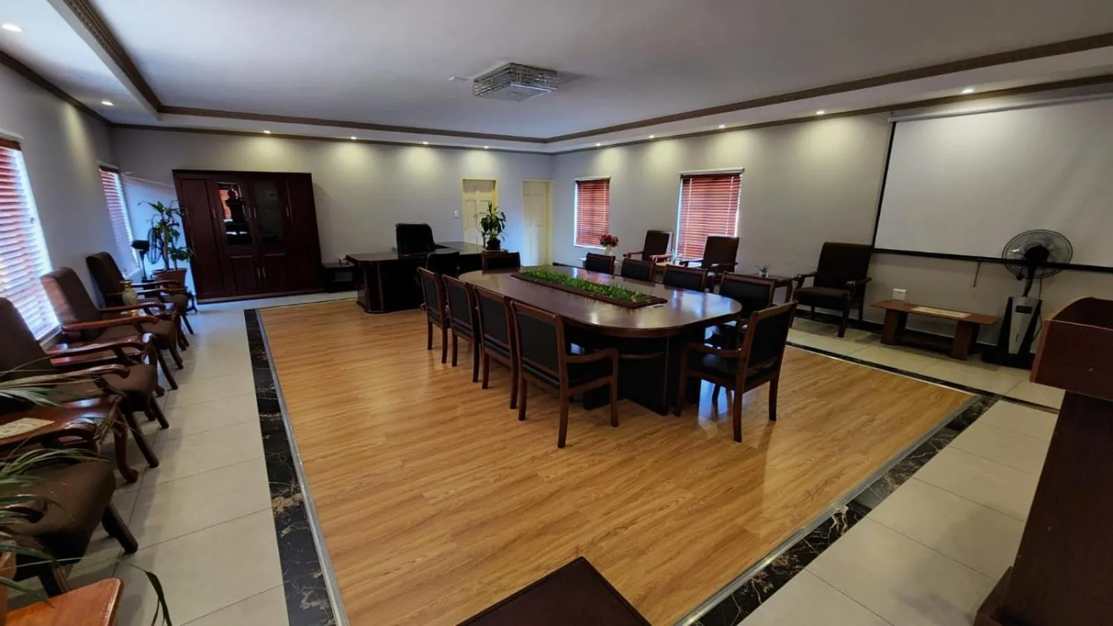 LilyPark Lodge