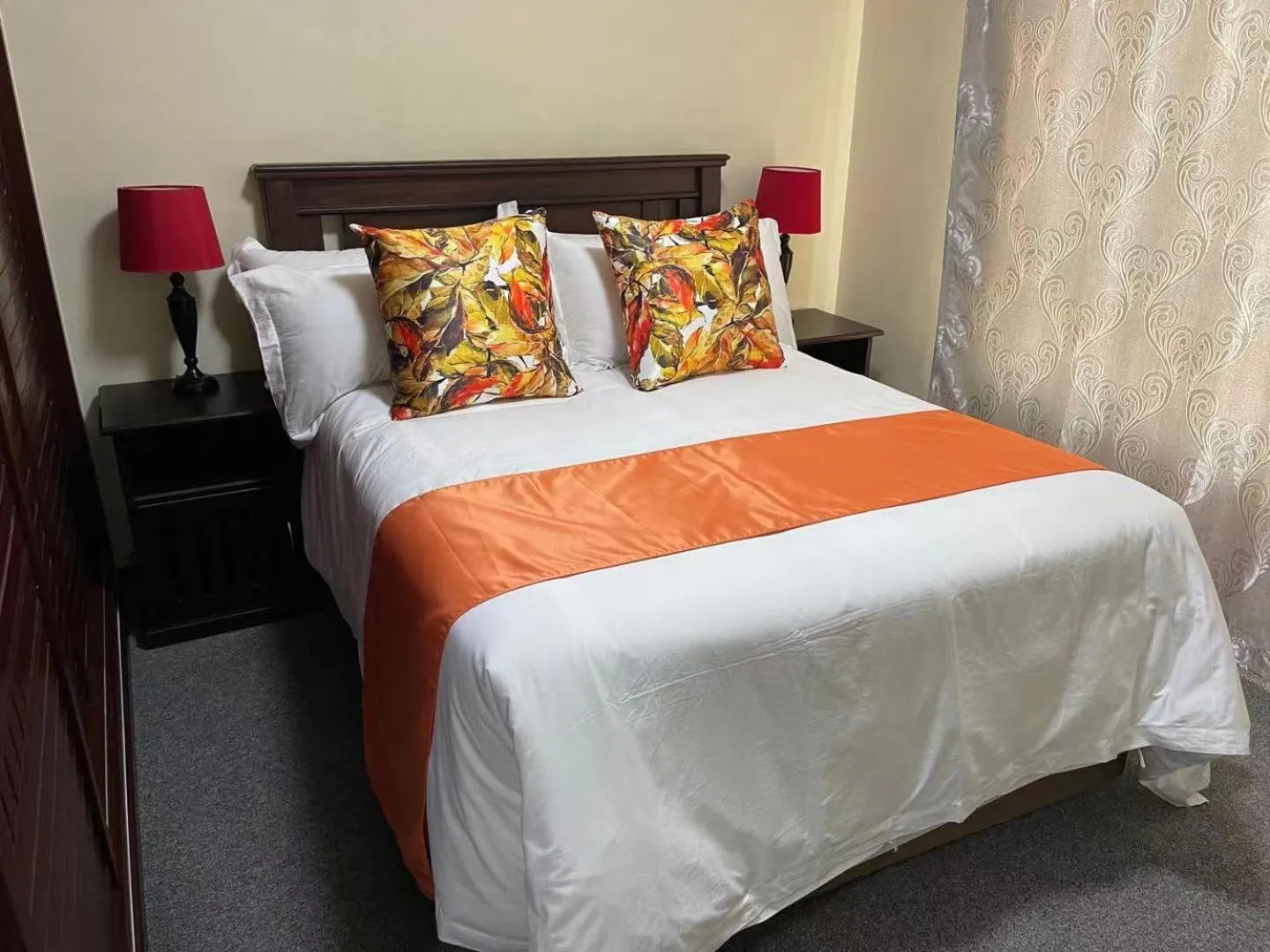Bed in LilyPark Lodge