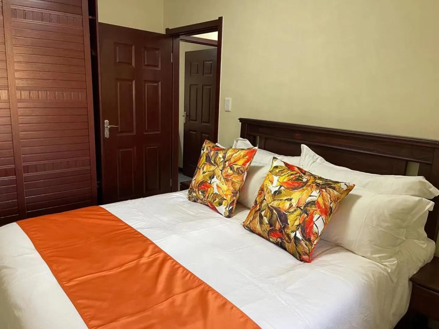Bed in LilyPark Lodge