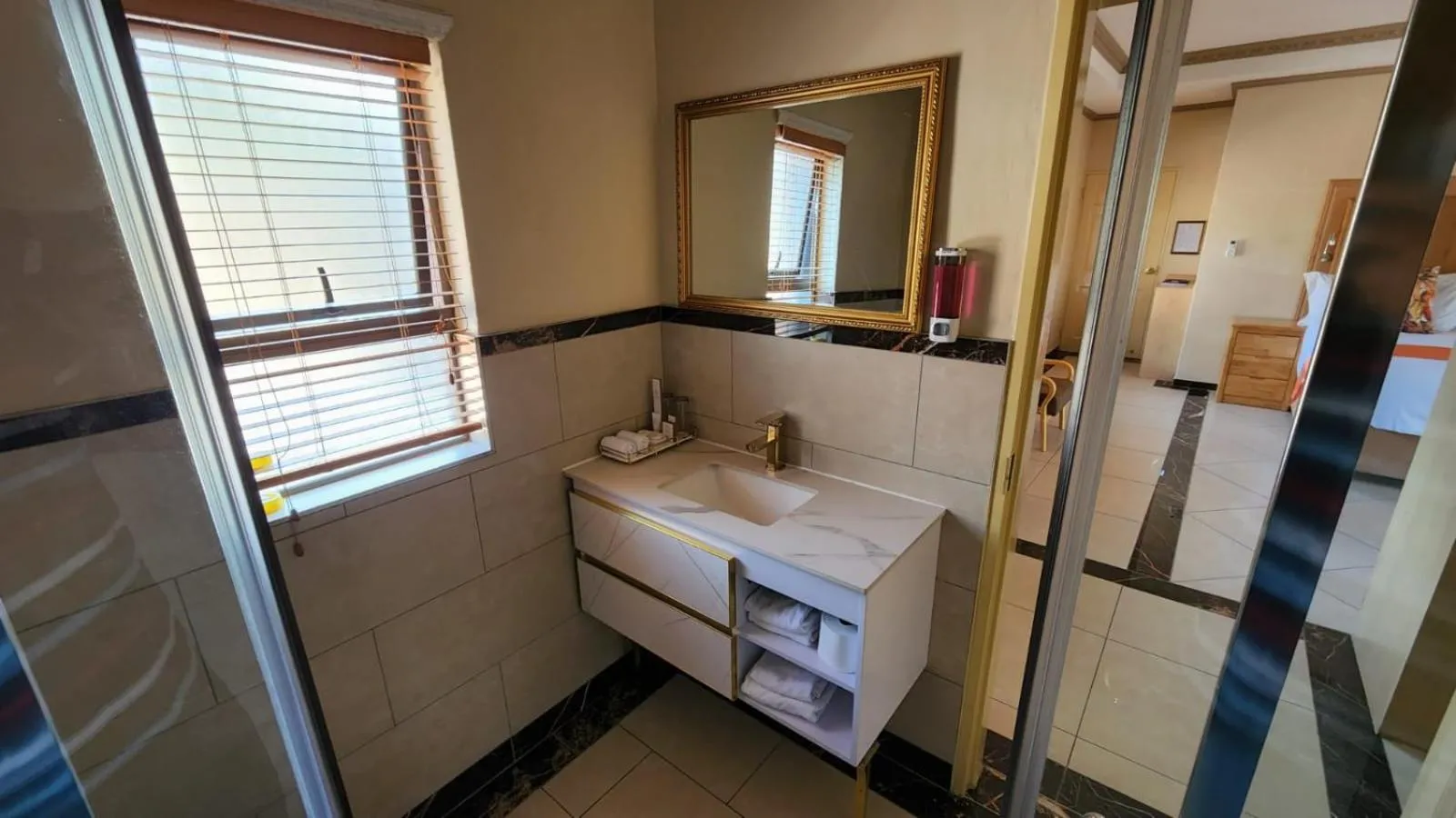 LilyPark Lodge
