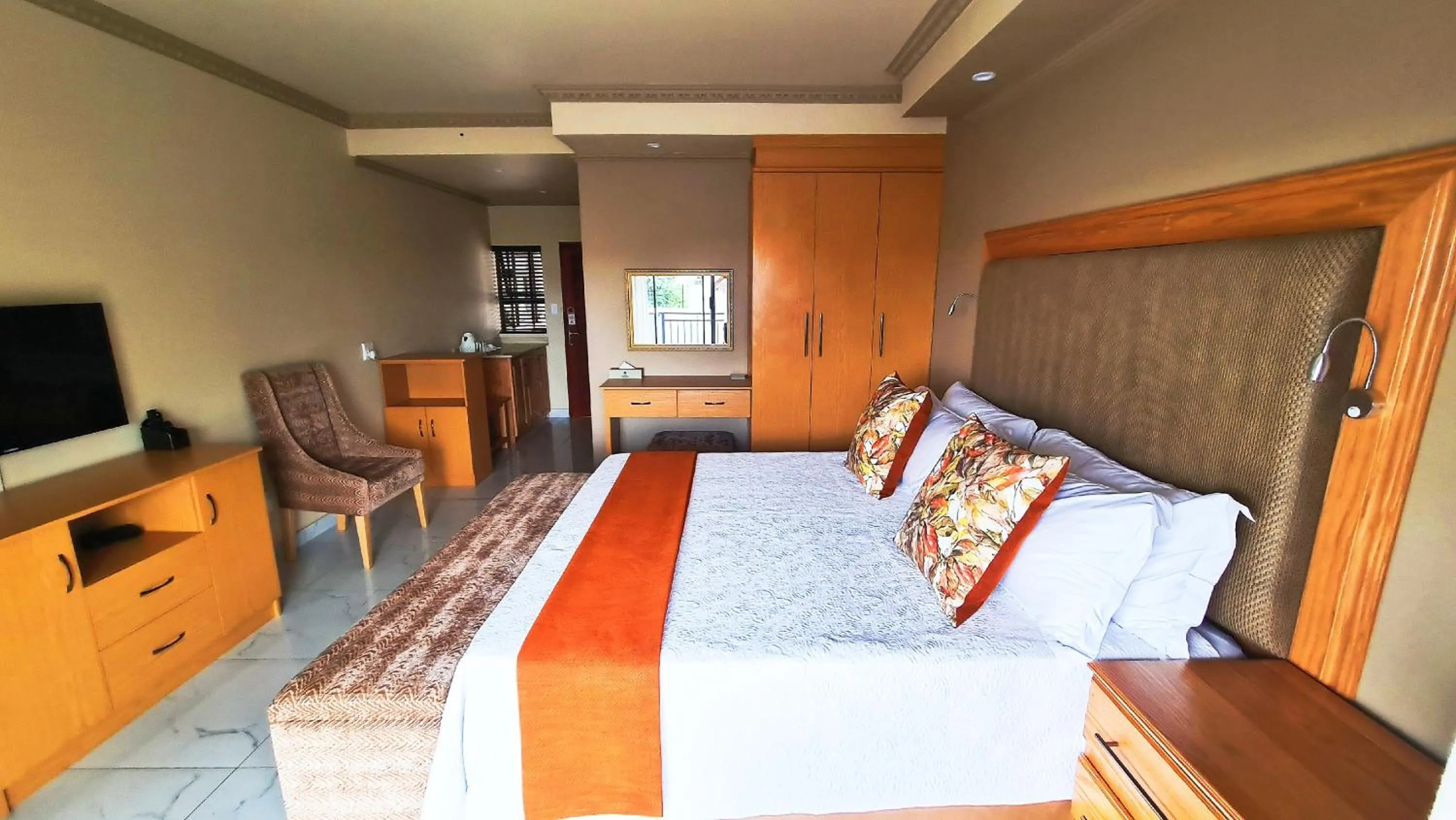 Bed in LilyPark Lodge