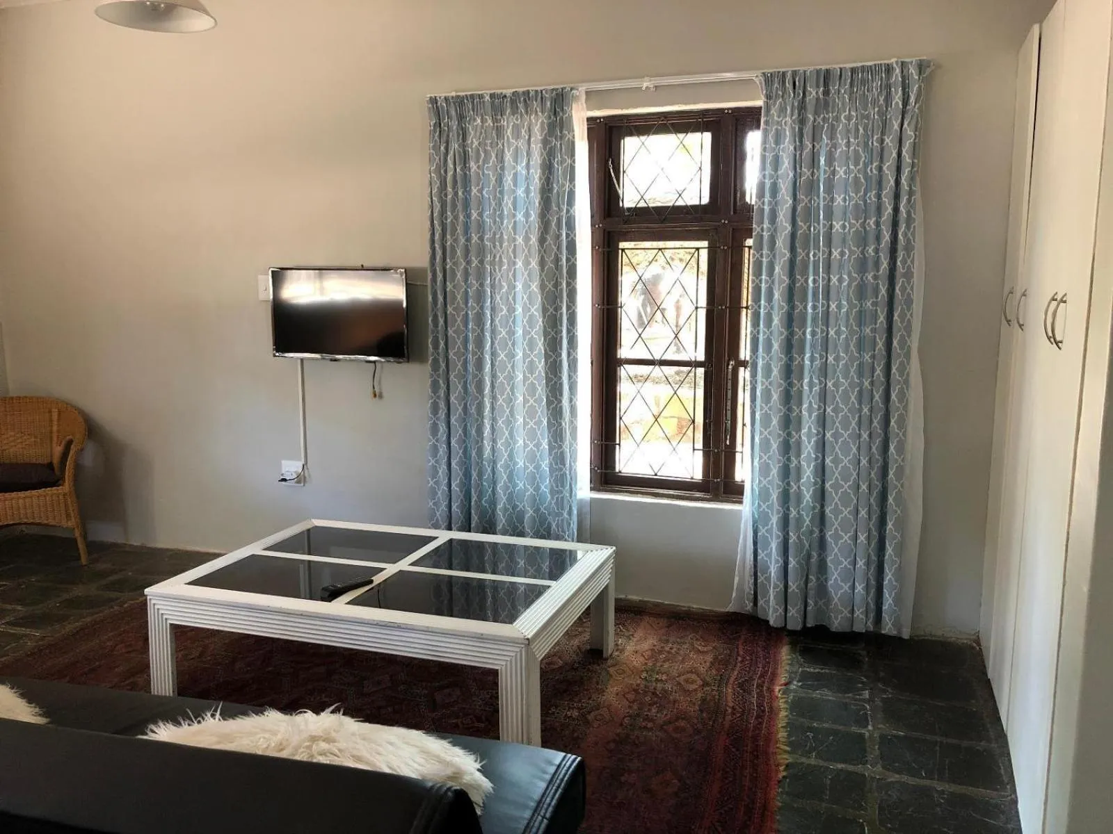 TV and multimedia in Ollivanders Estate