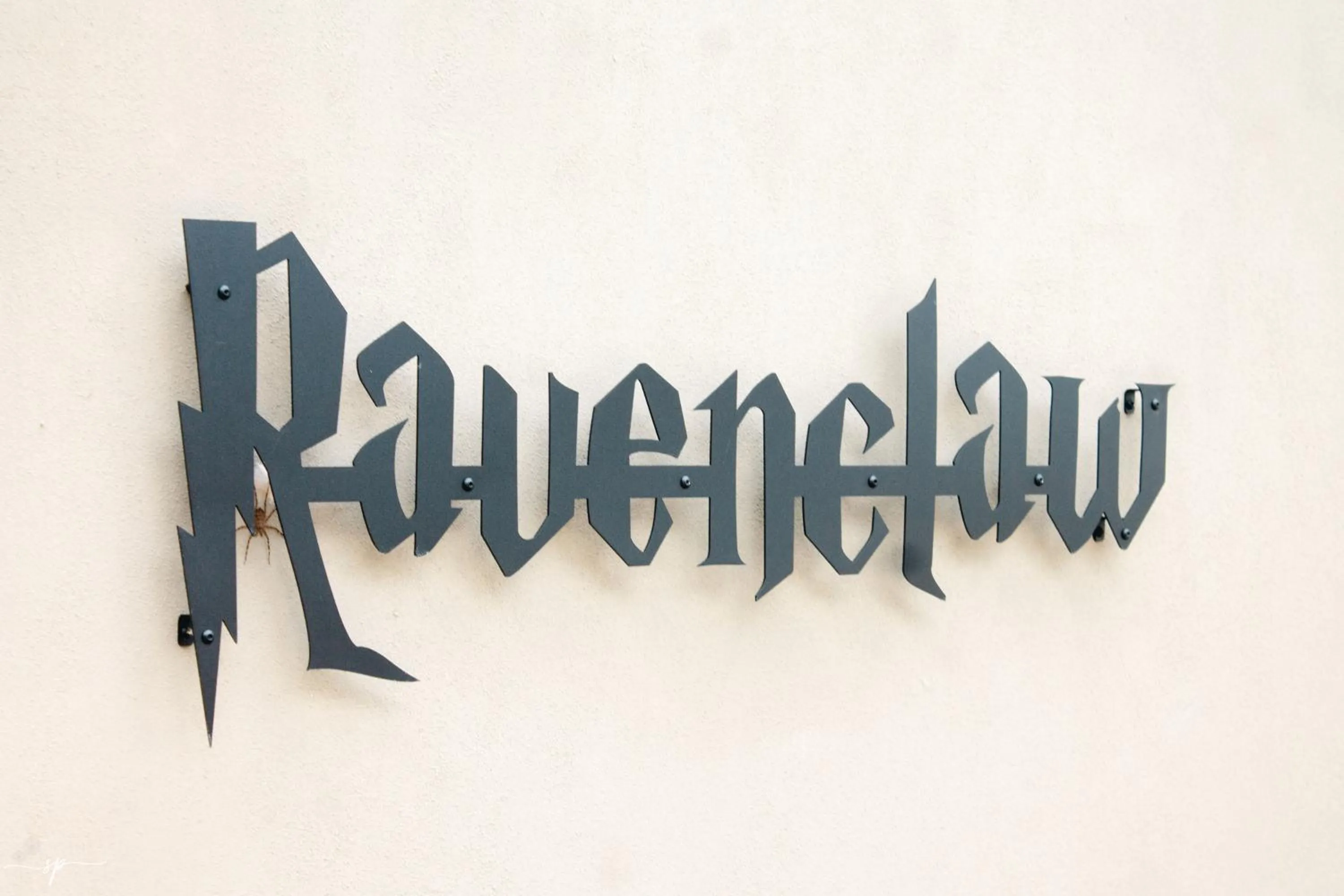 Property logo or sign in Ollivanders Estate