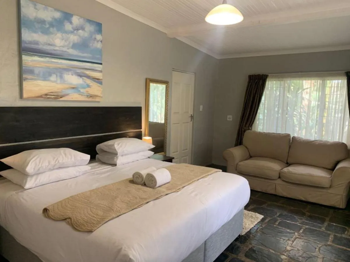 Standard Double Room - single occupancy in Ollivanders Estate