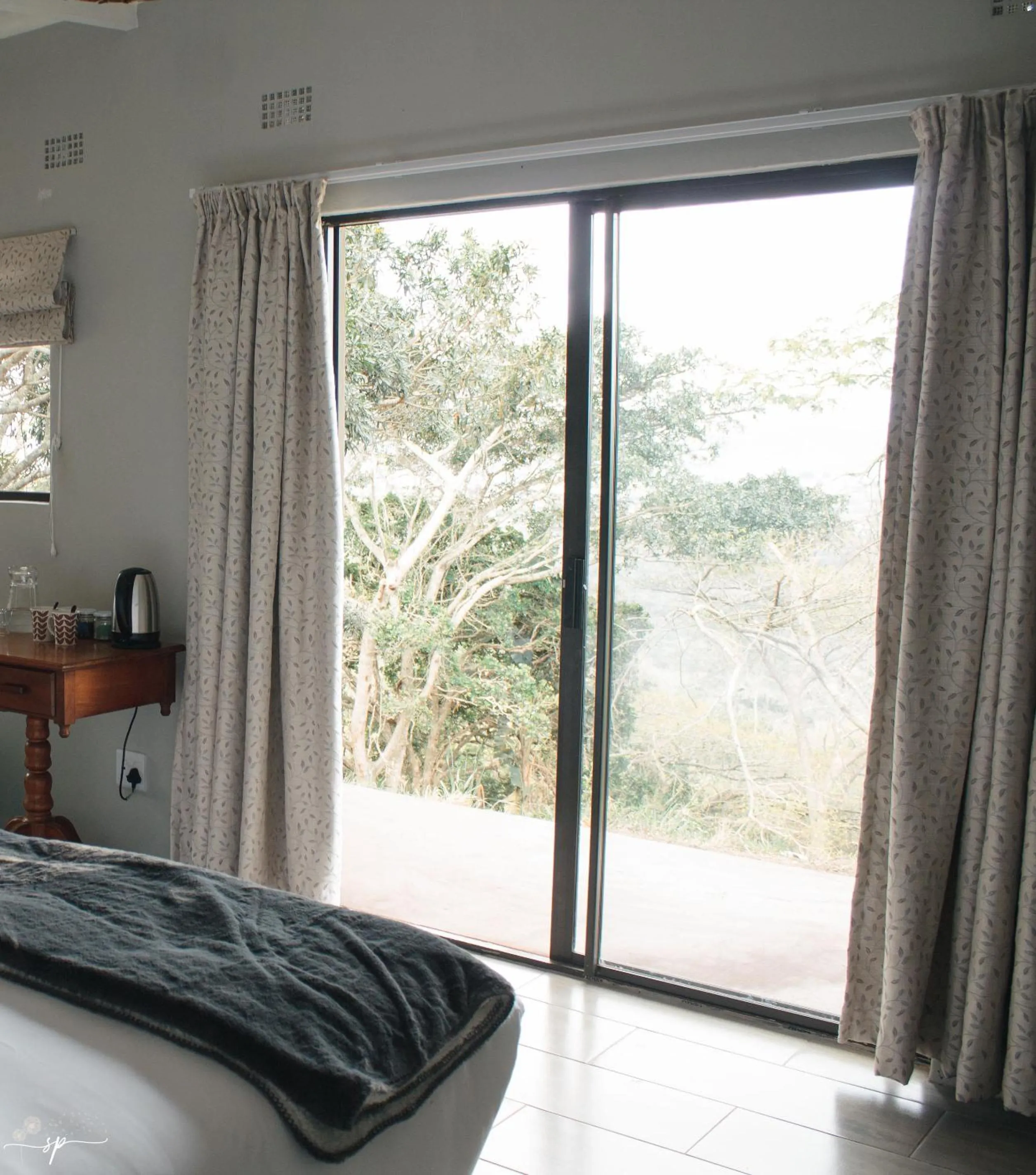 Garden view, Bed in Ollivanders Estate