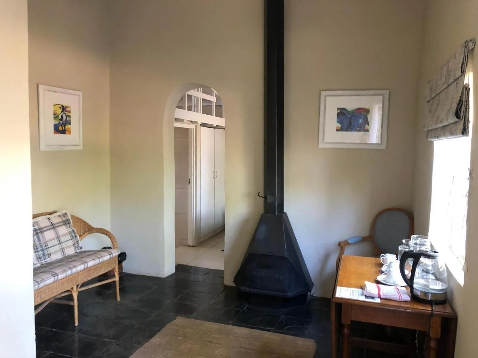 Coffee/tea facilities in Ollivanders Estate