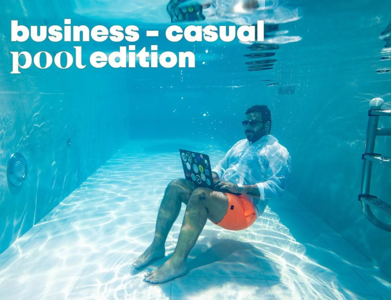 Swimming pool in Hotel Kitchen59