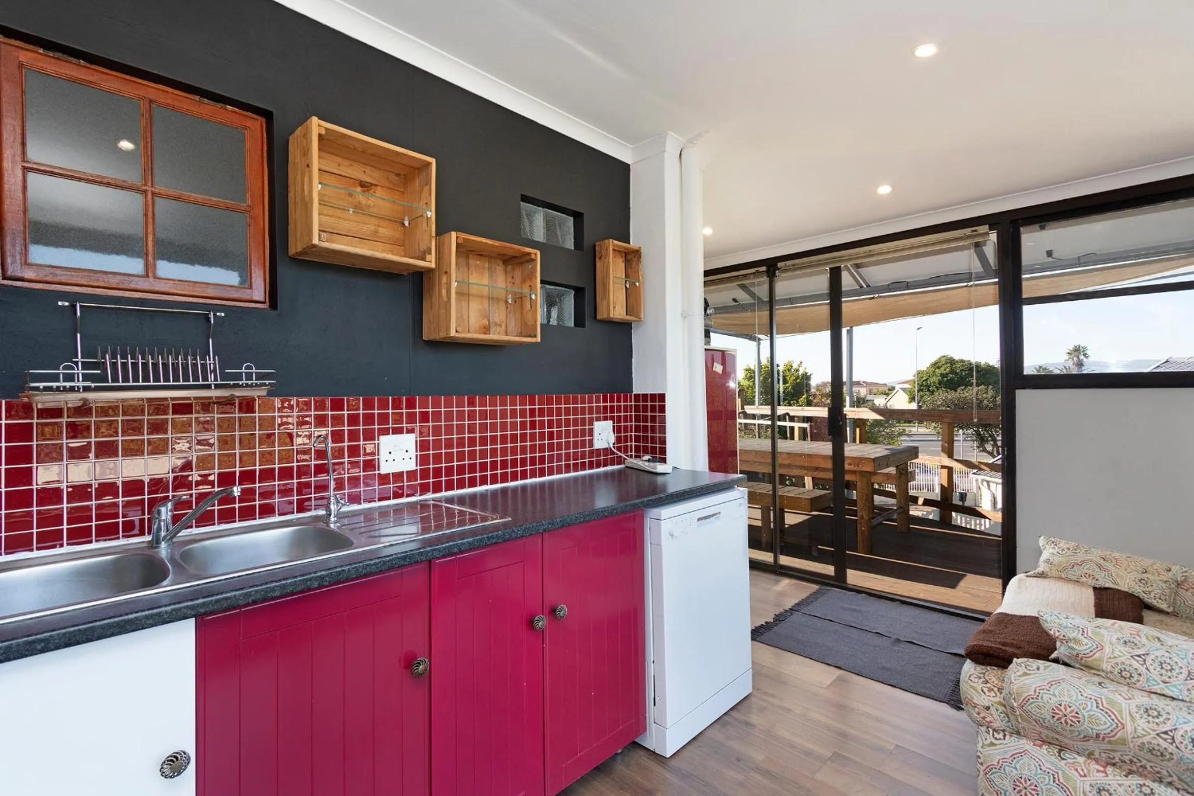 Kitchen or kitchenette in The Bohemian Guesthouse