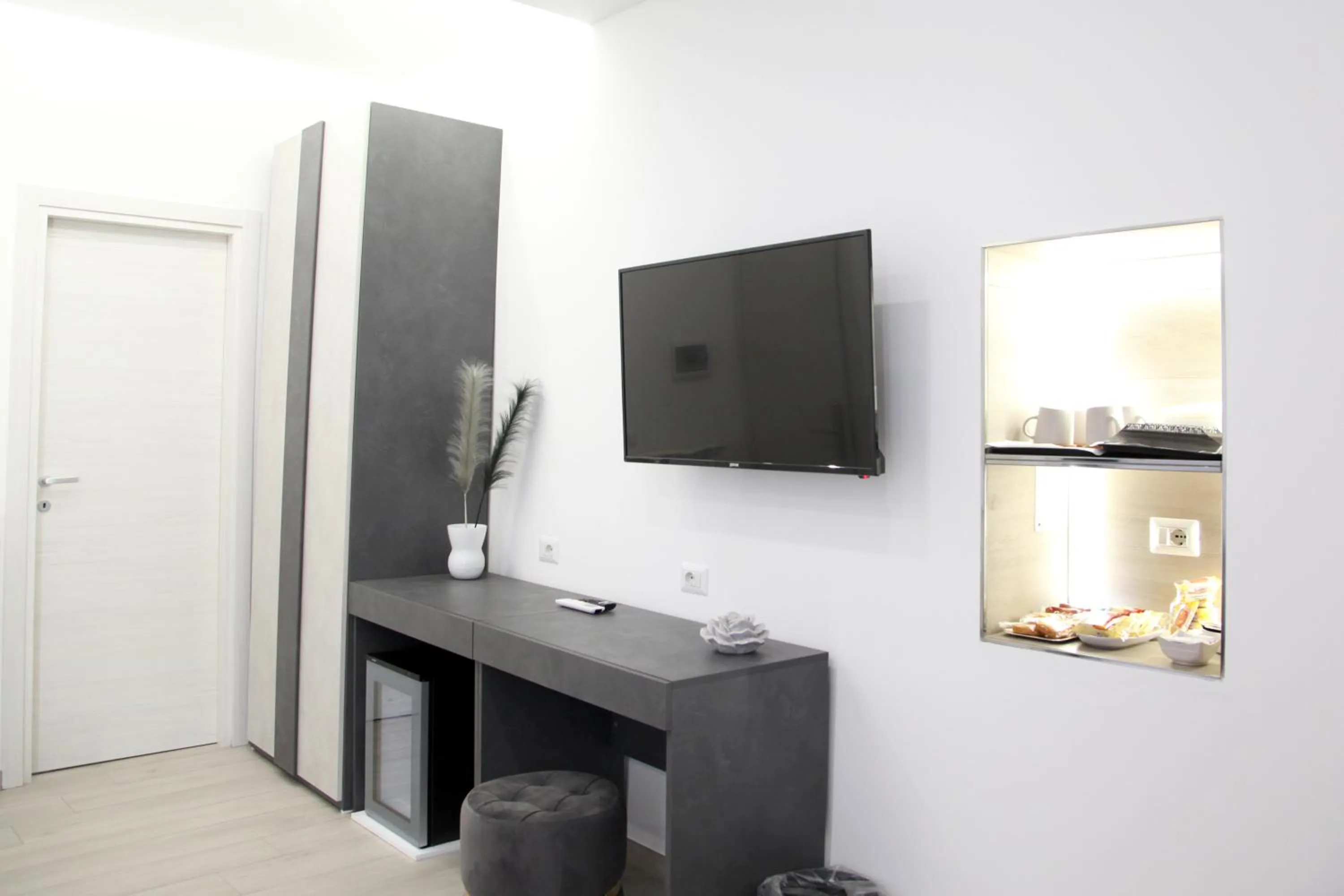 Bedroom in Royal Dreams