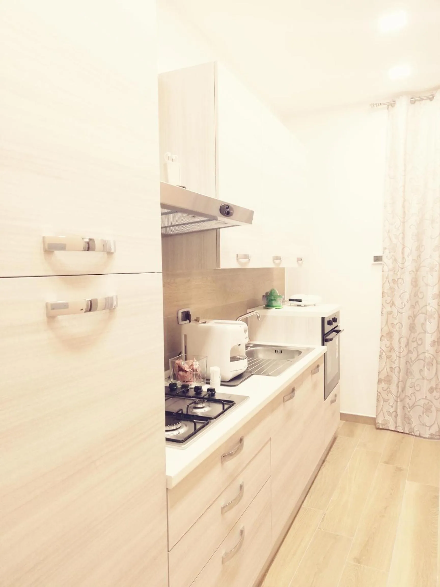 Kitchen or kitchenette in Royal Dreams