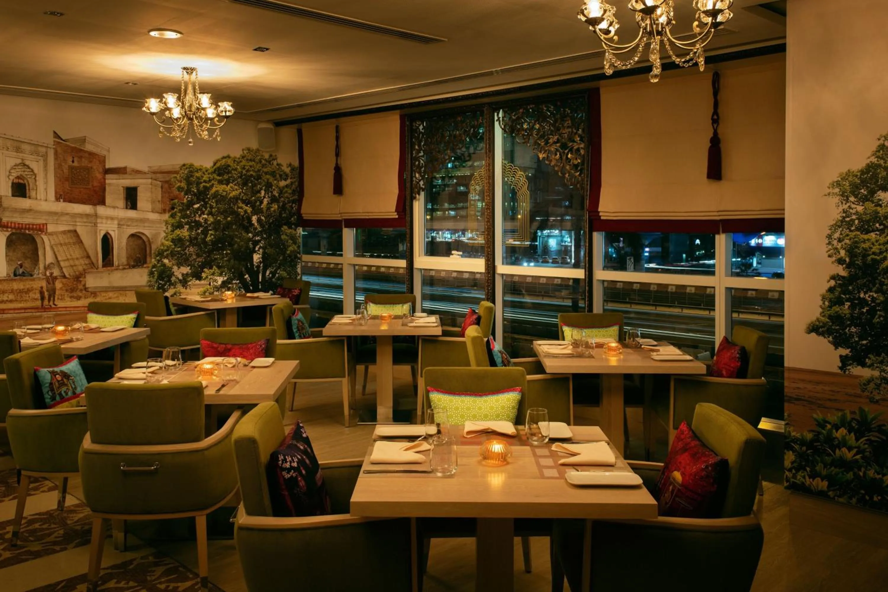 Restaurant/places to eat in Four Points by Sheraton Sheikh Zayed Road