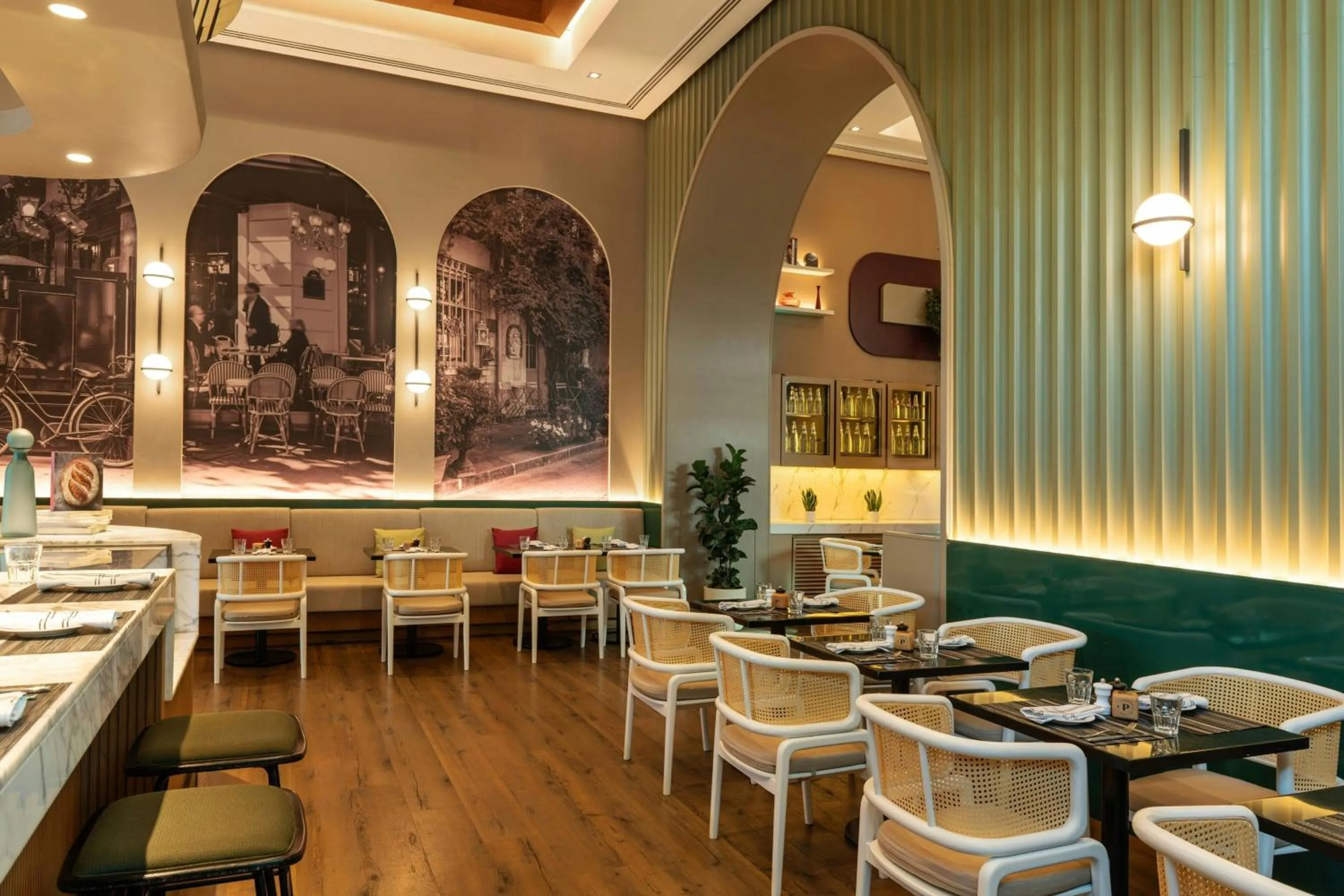 Restaurant/places to eat in Four Points by Sheraton Sheikh Zayed Road