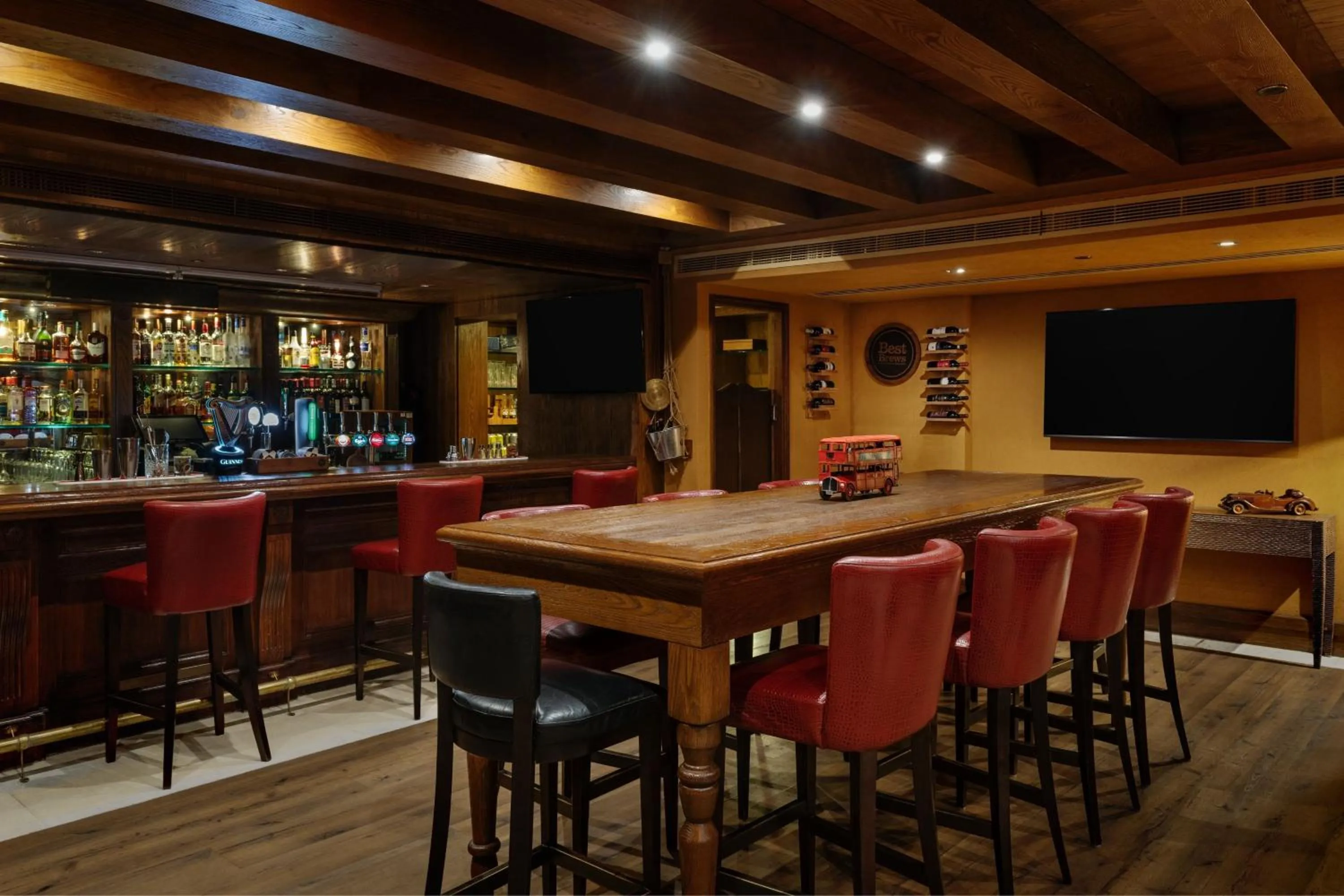 Restaurant/places to eat in Four Points by Sheraton Sheikh Zayed Road