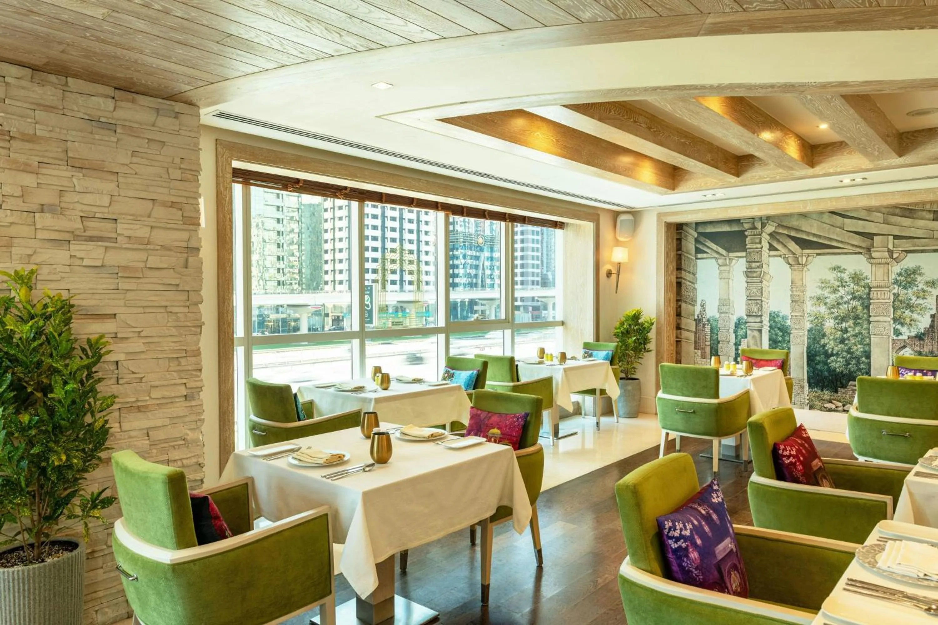 Restaurant/places to eat in Four Points by Sheraton Sheikh Zayed Road