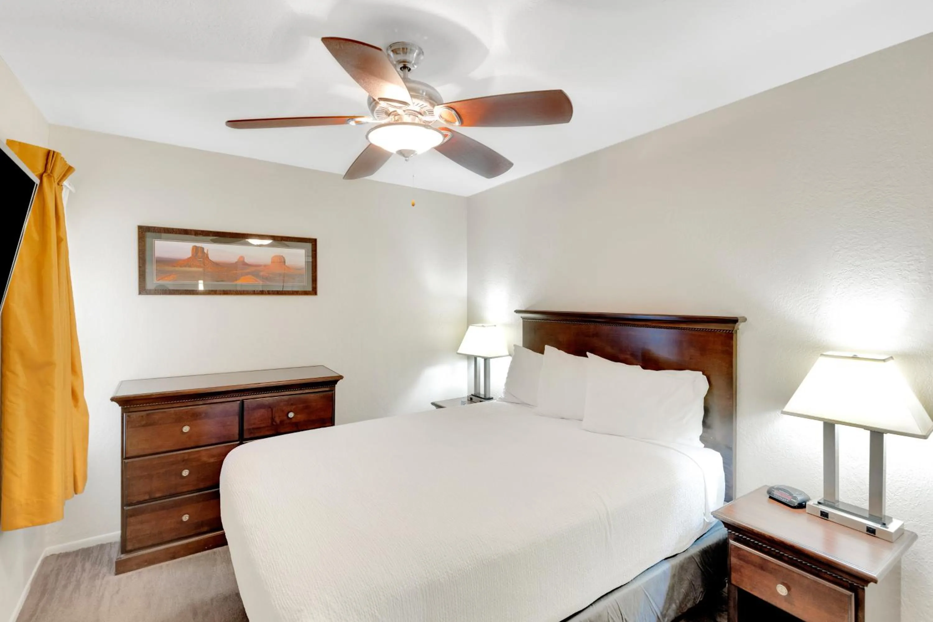 Bed in Villas at Southgate