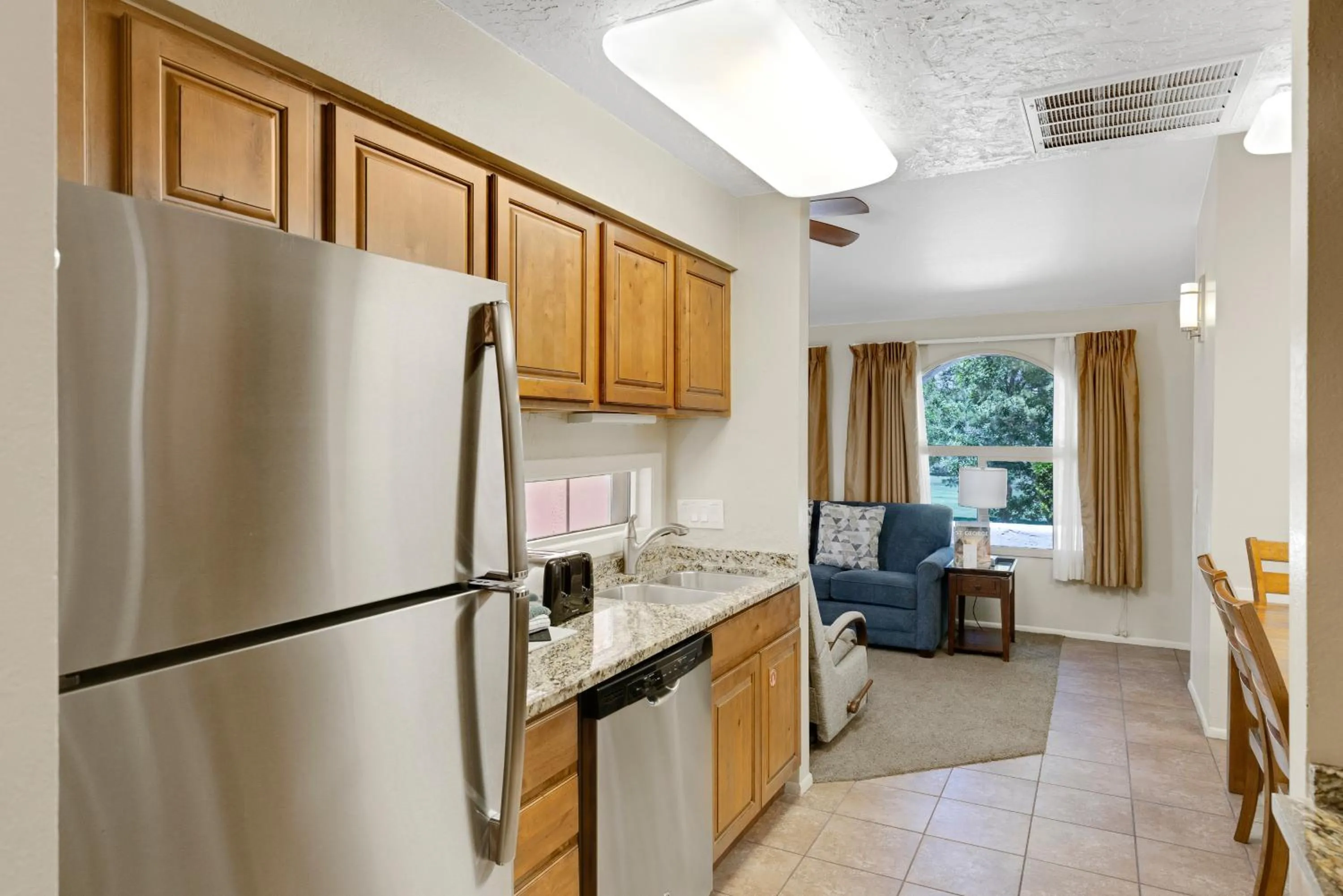 Kitchen or kitchenette in Villas at Southgate