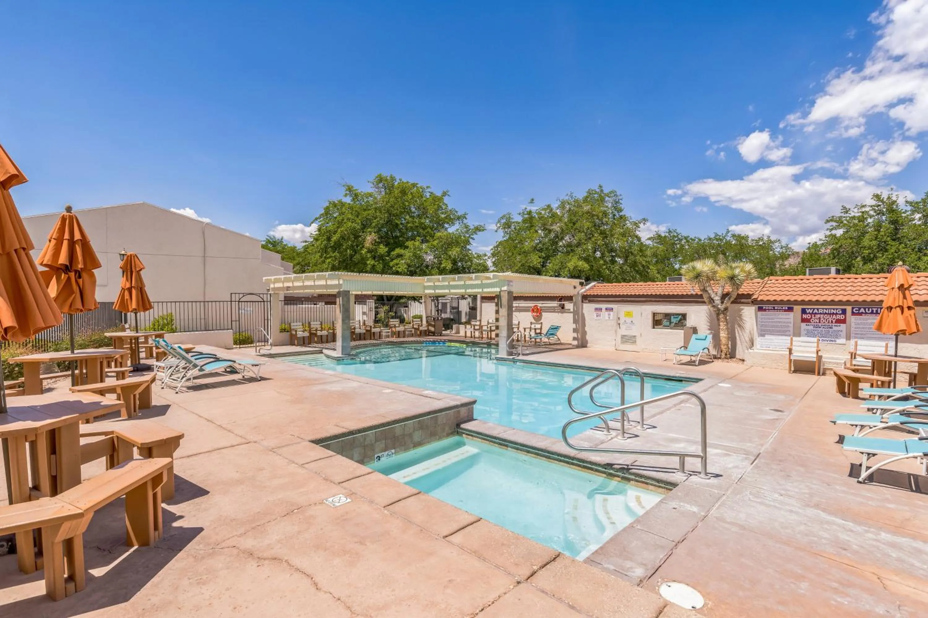Patio in Villas at Southgate