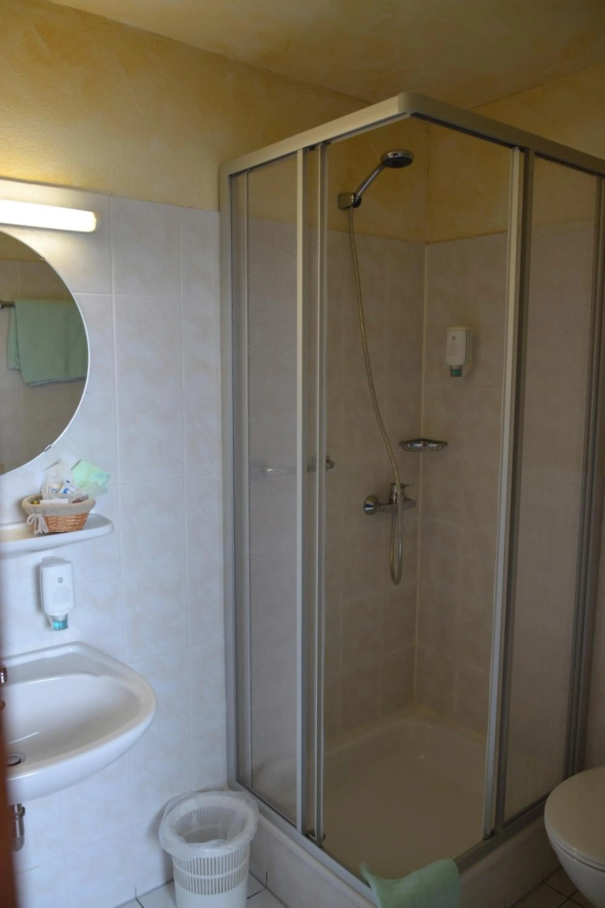 Shower in Altes Rathaus am Elz Garten