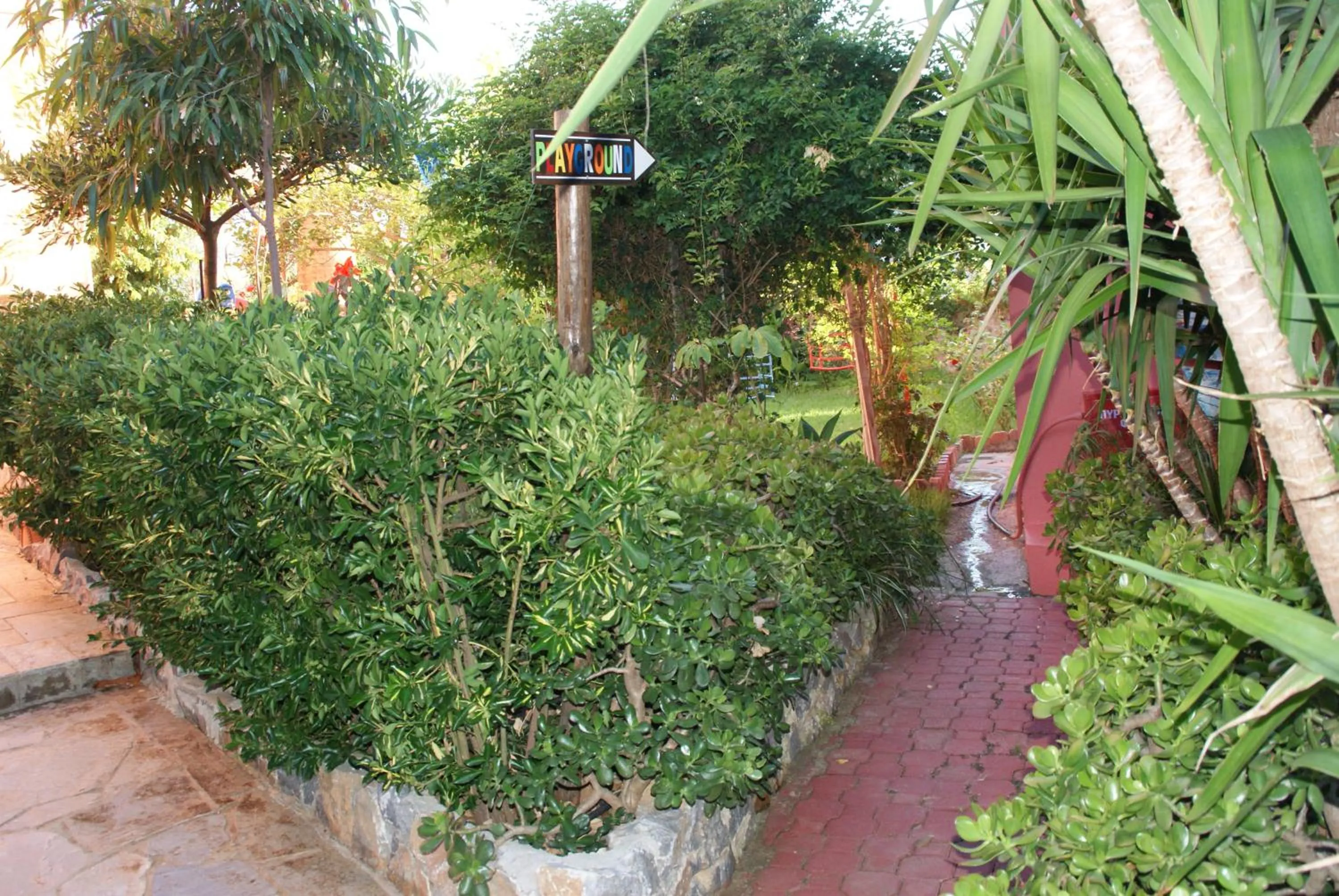Garden in Poledas Apartments