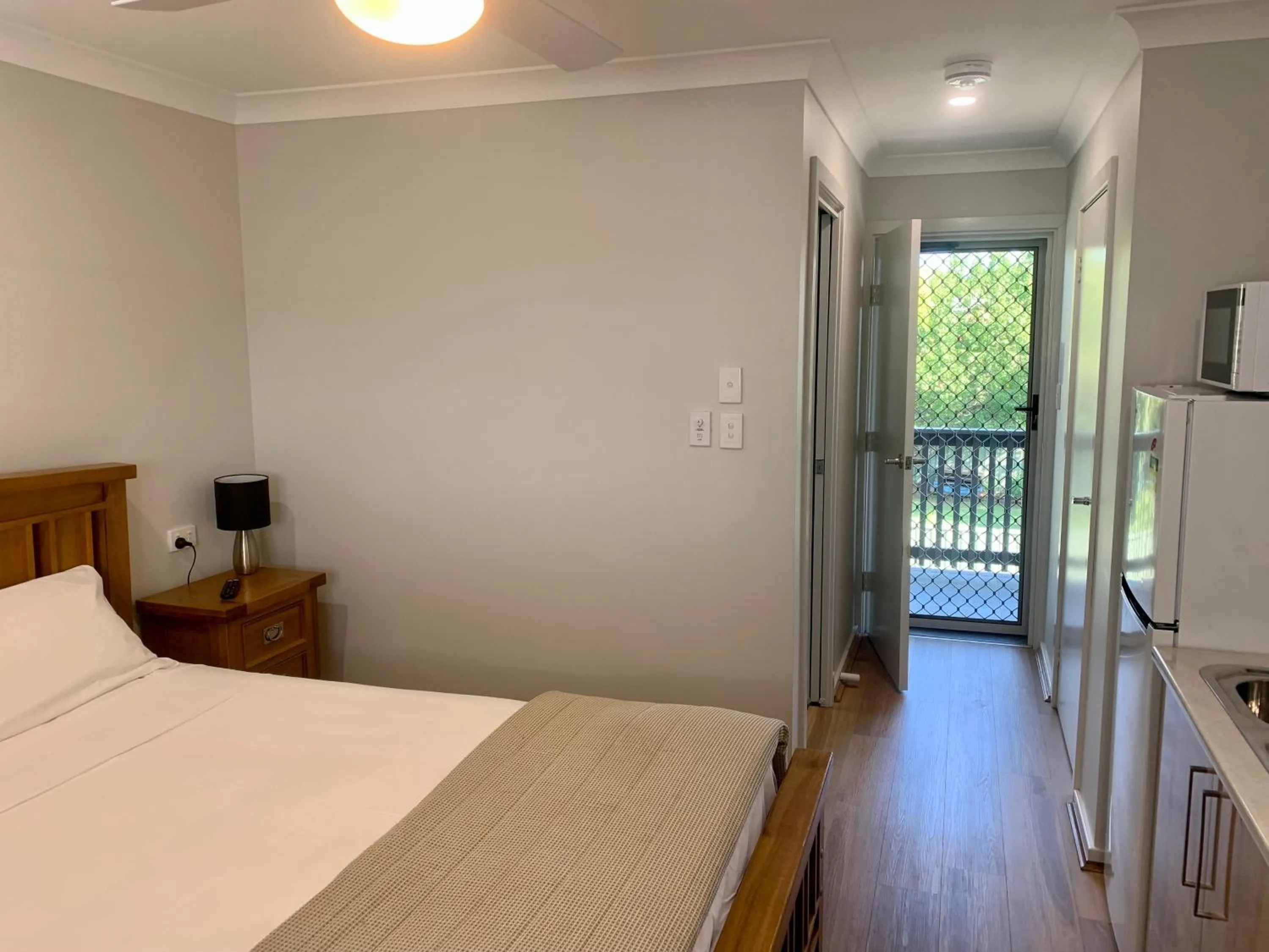 Photo of the whole room, Bed in Singleton Valley Accommodation